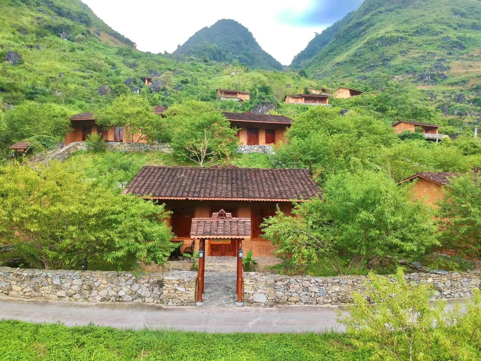 H'mong Village Resort Ha Giang