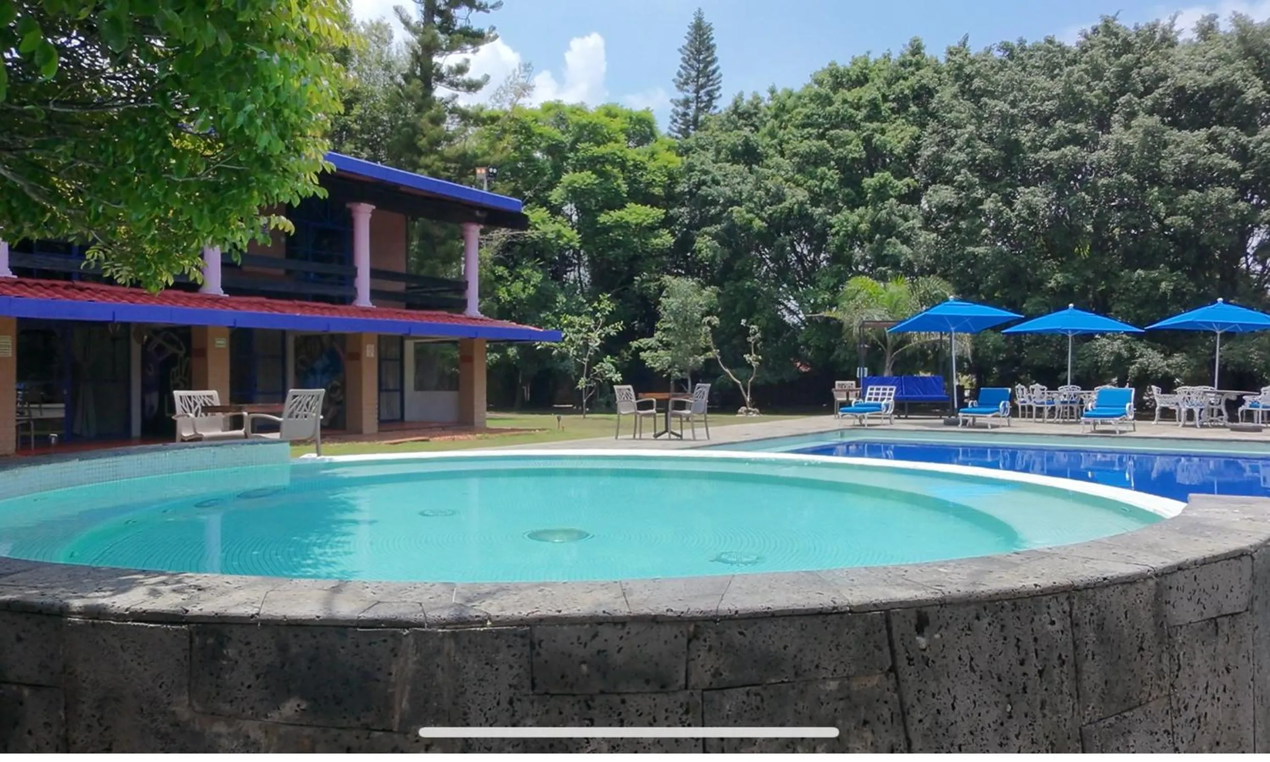 Swimming pool in Los Cruxes