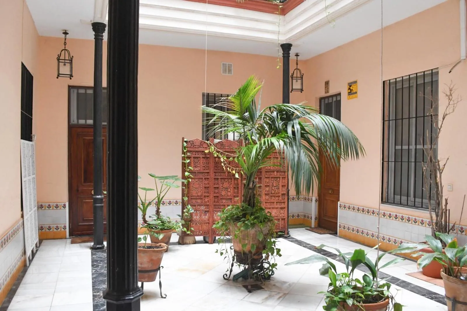Inner courtyard view in Apartamento Descalzos