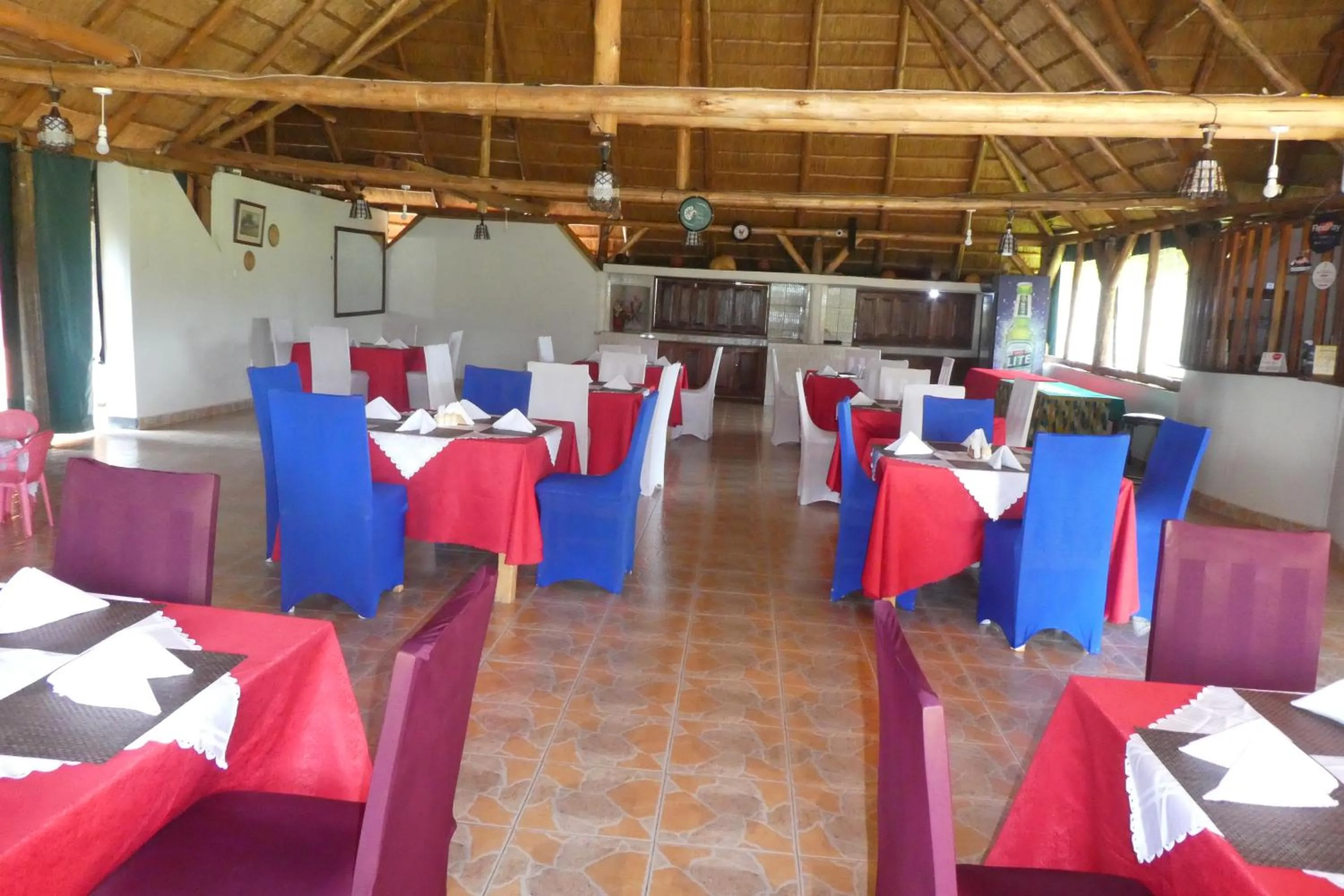 Restaurant/places to eat in Acaki Lodge