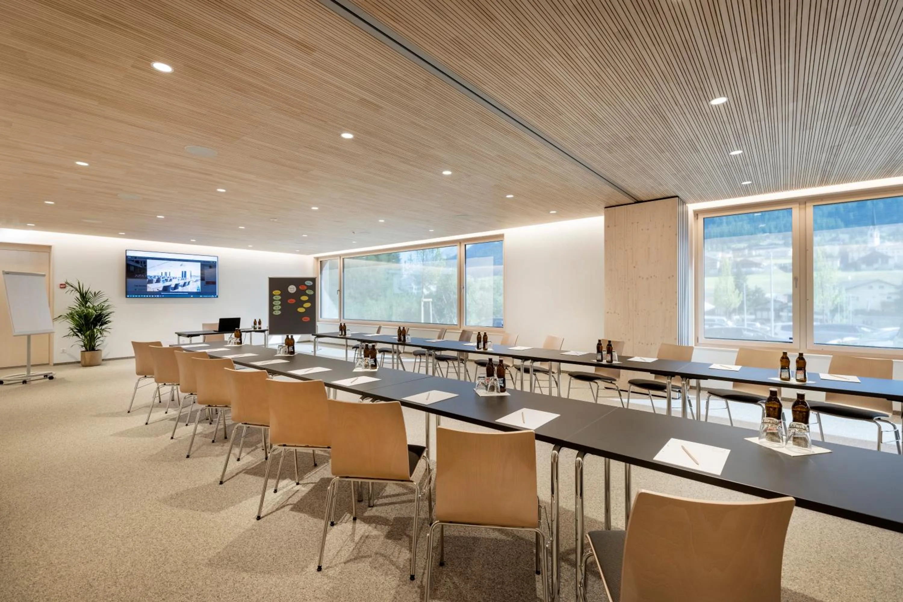 Business facilities in JUFA Hotel Savognin