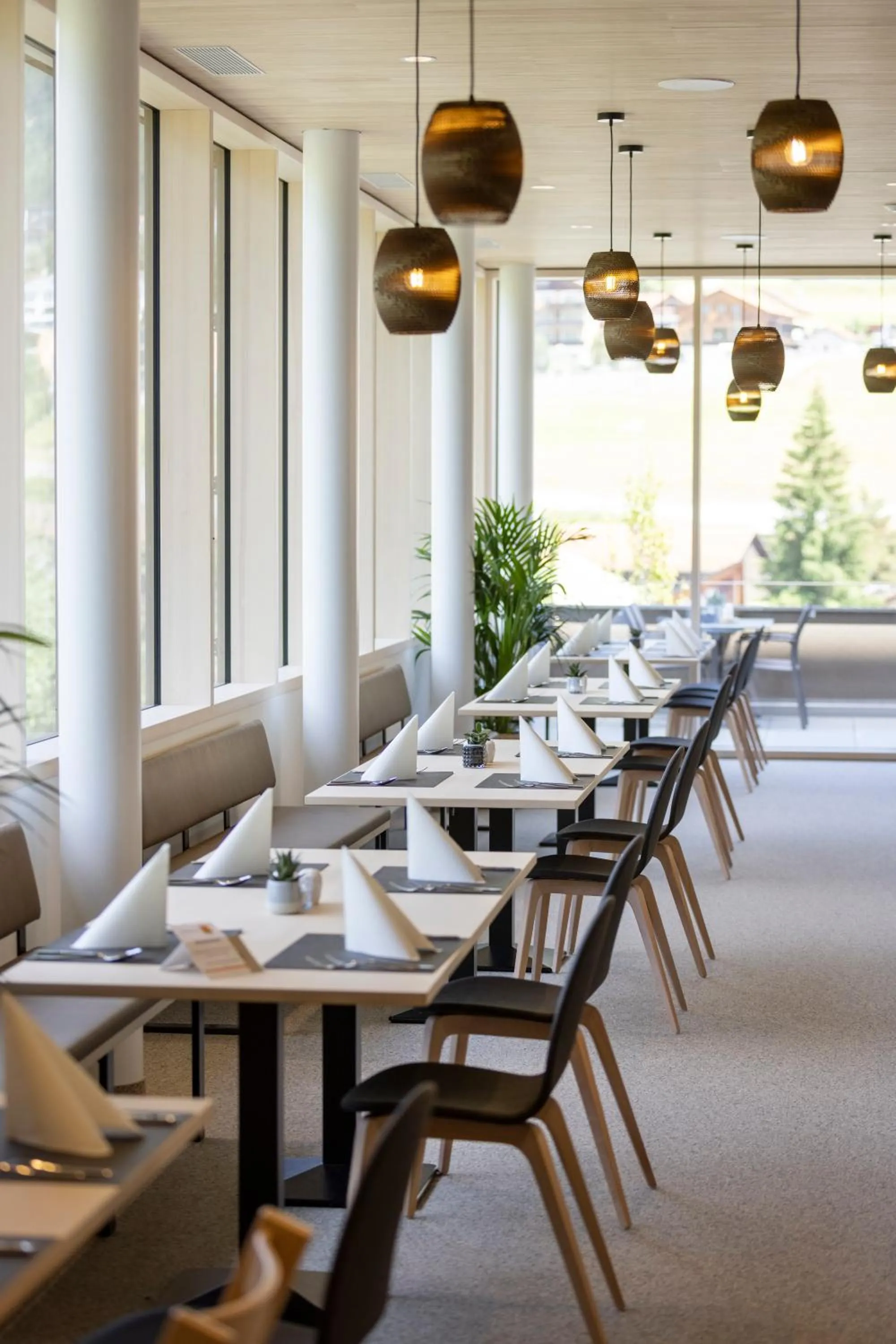 Restaurant/places to eat in JUFA Hotel Savognin