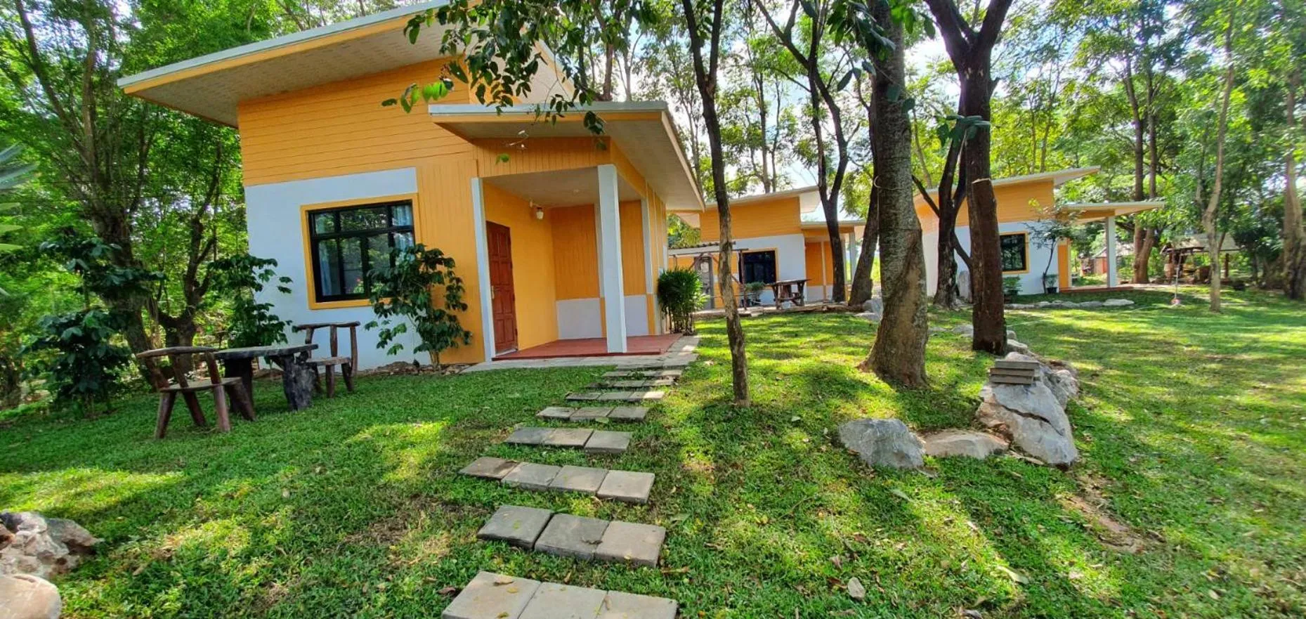 Property building in Putan-namsai Resort