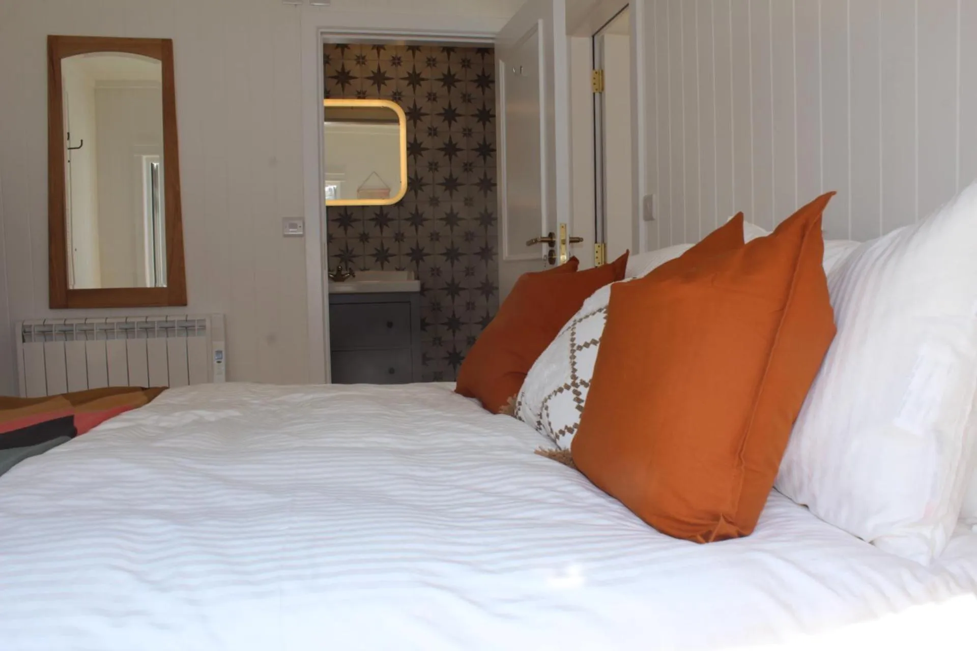 Bed in Macs Townhouse Dungarvan