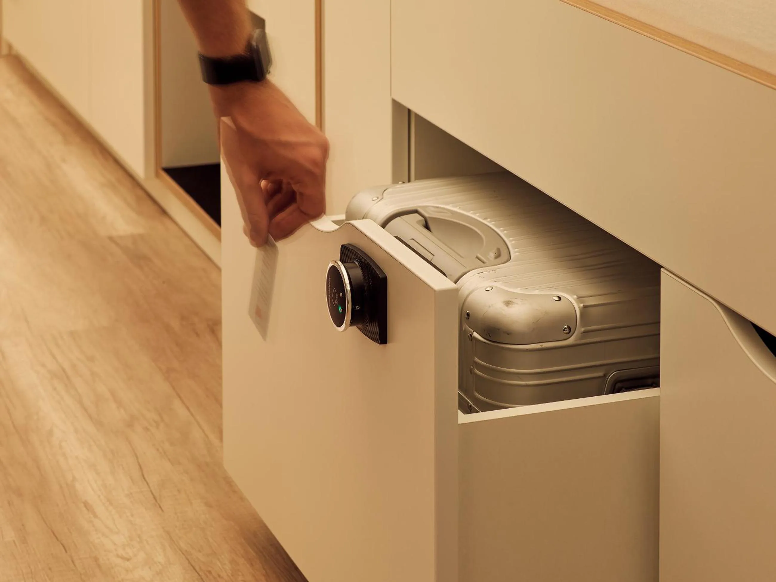 Decorative detail in Schwabinger Wahrheit by Geisel