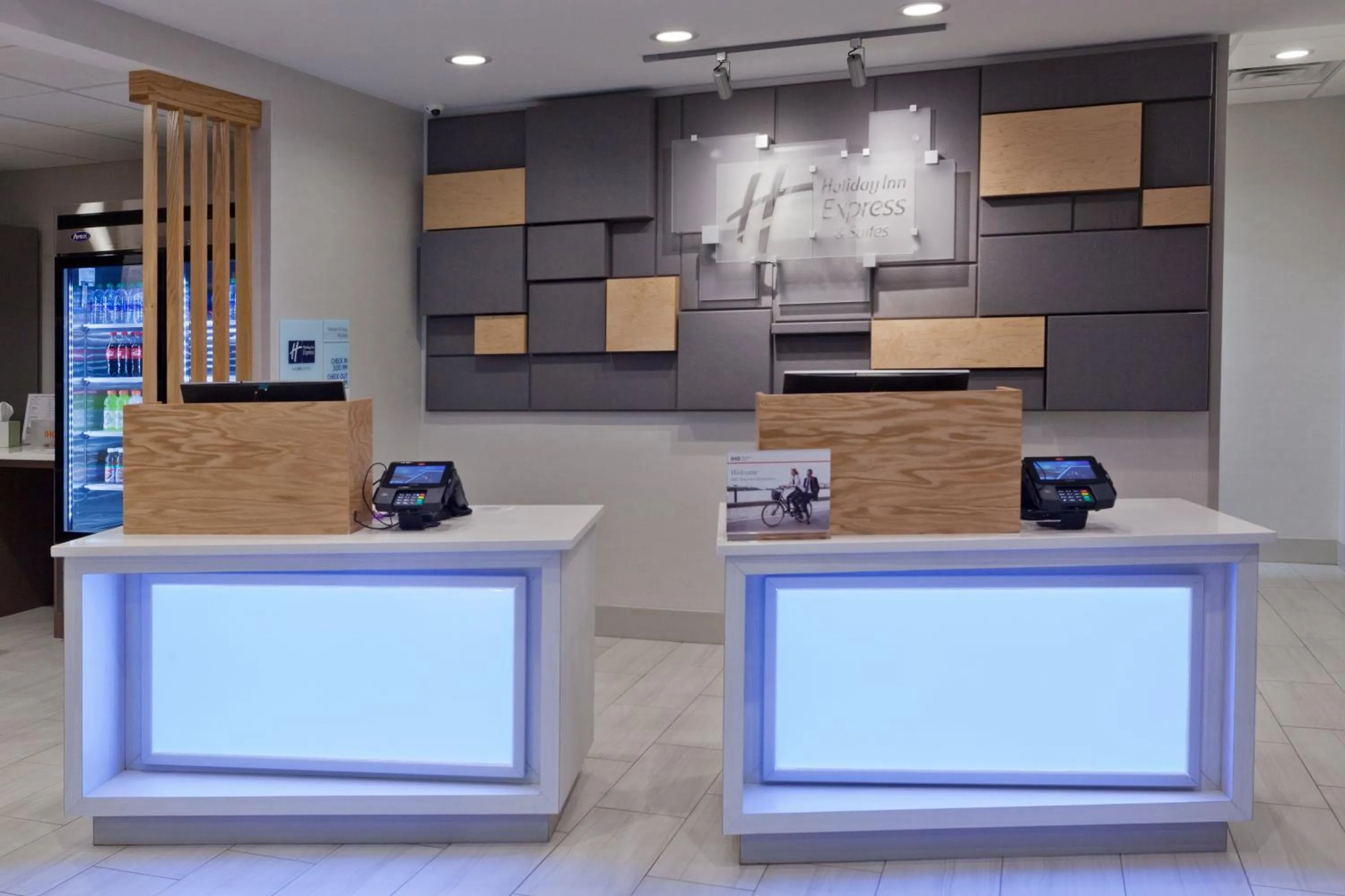 Property building in Holiday Inn Express & Suites - Fayetteville by IHG