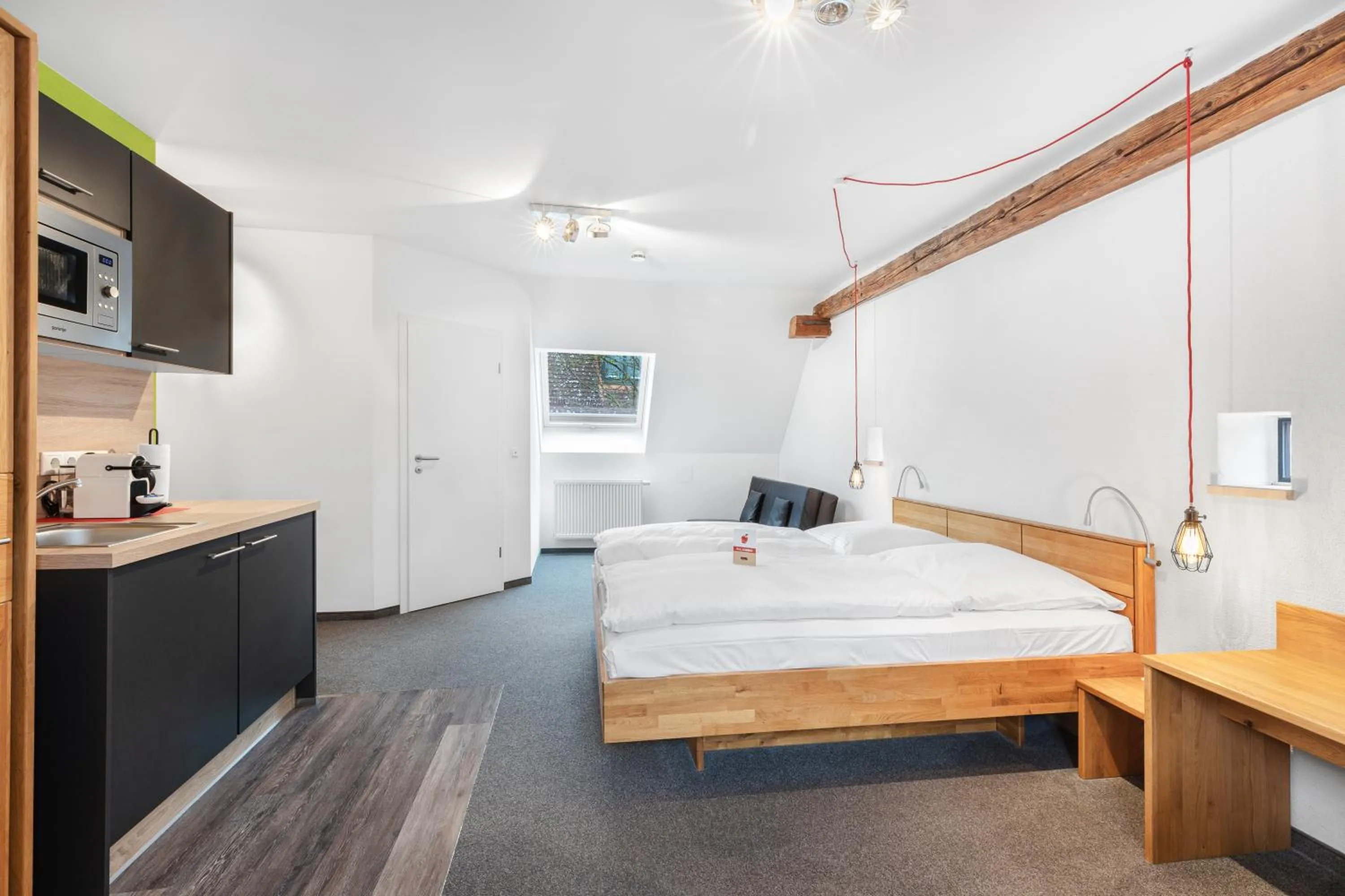 Bed in Schieners Hotel & Apfelhof Apartments