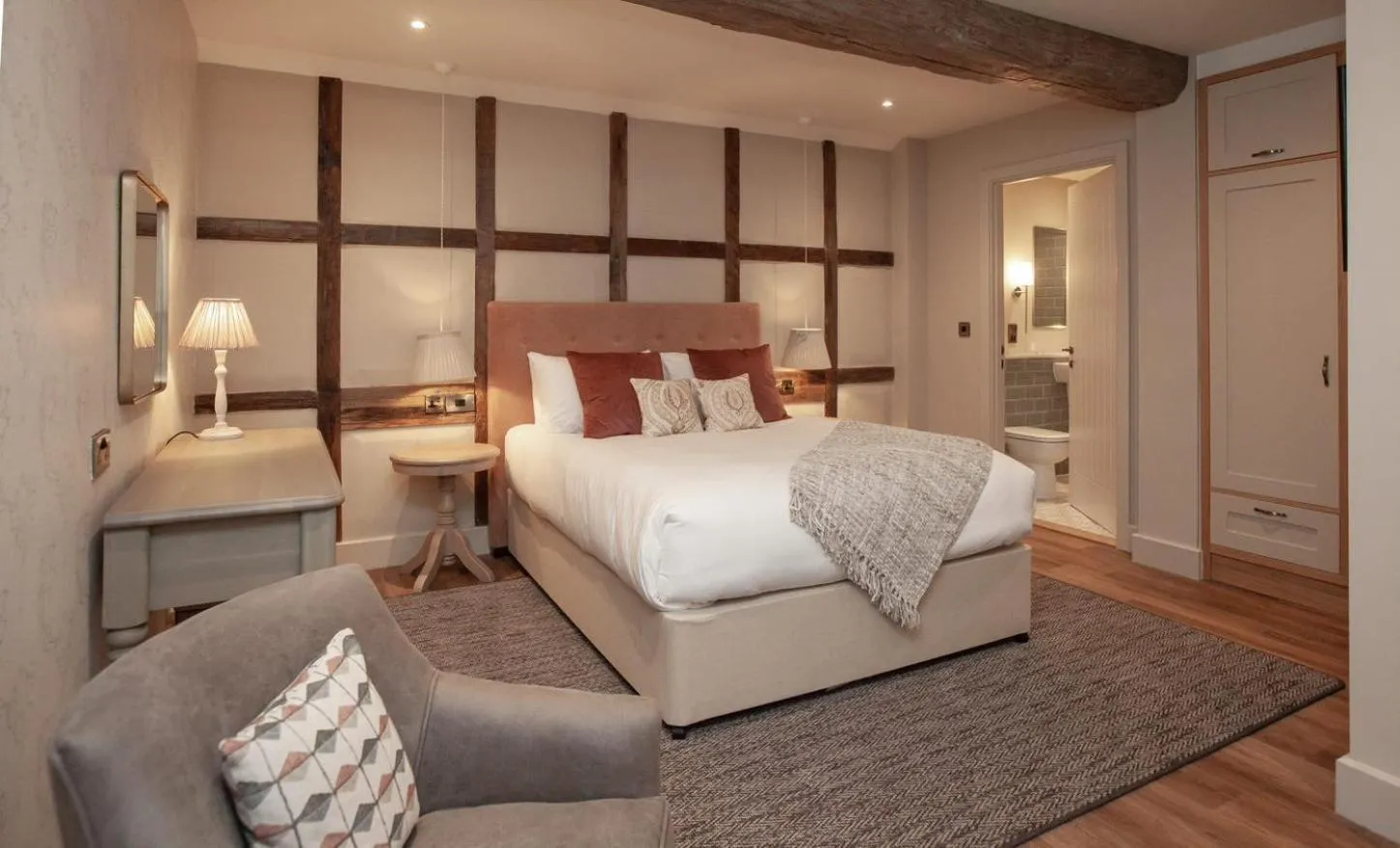 Bed in The Lion at Malpas