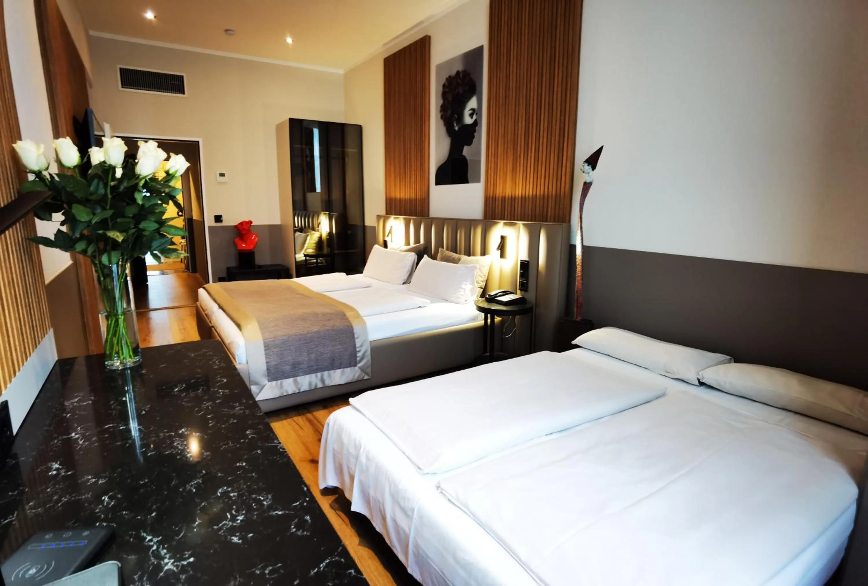 Bed in Arthotel Munich