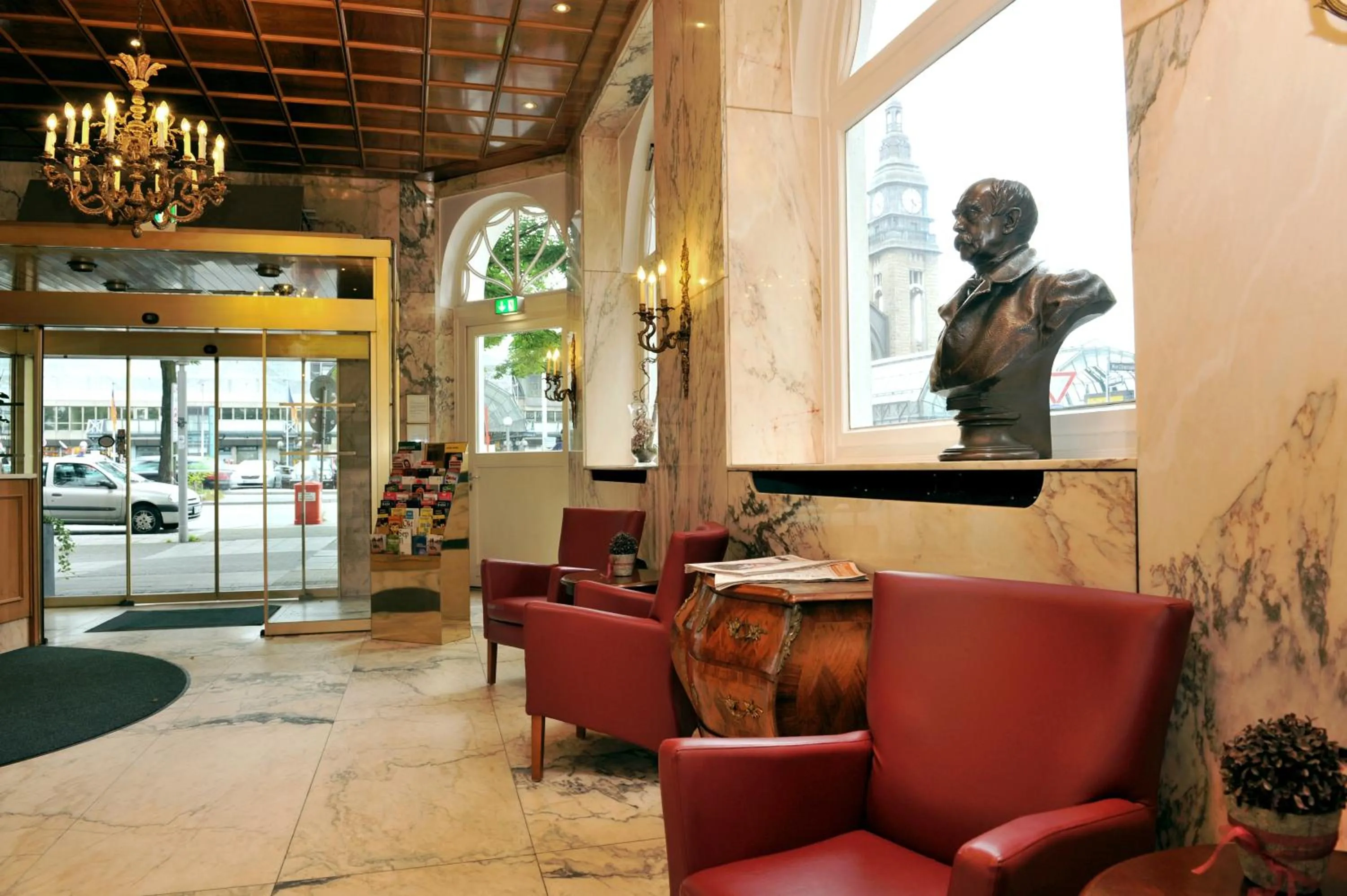 Lobby or reception in Hotel Fürst Bismarck