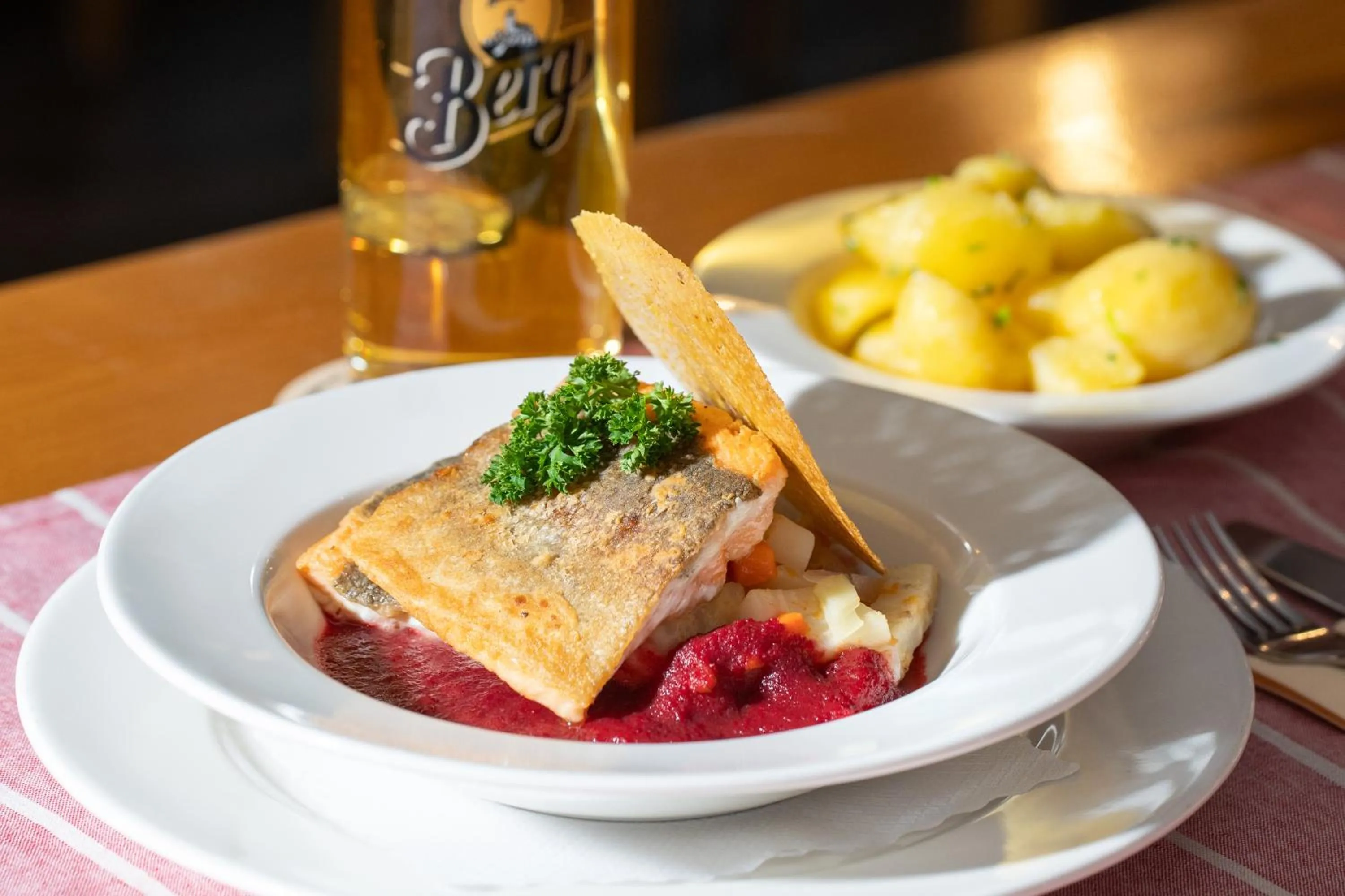 Restaurant/places to eat in Hotel Gasthof zum Ochsen