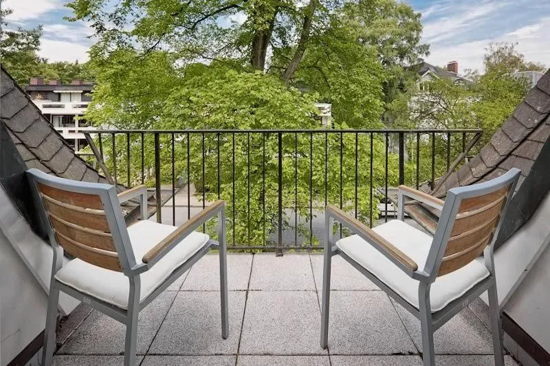 Balcony/Terrace in Das Gästehaus der Elb Lounge "Self Check In"