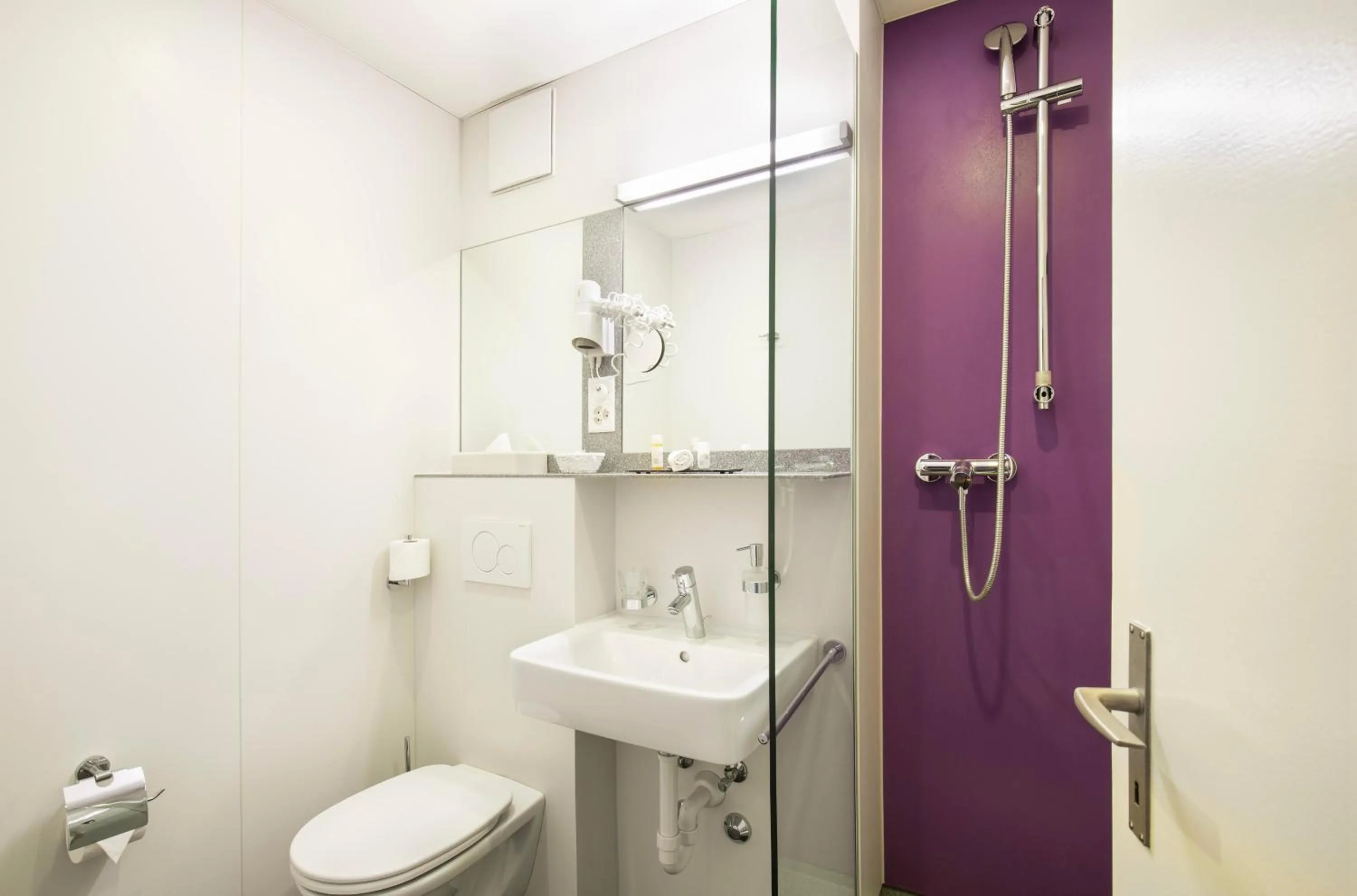 Photo of the whole room in Hotel Resslirytti