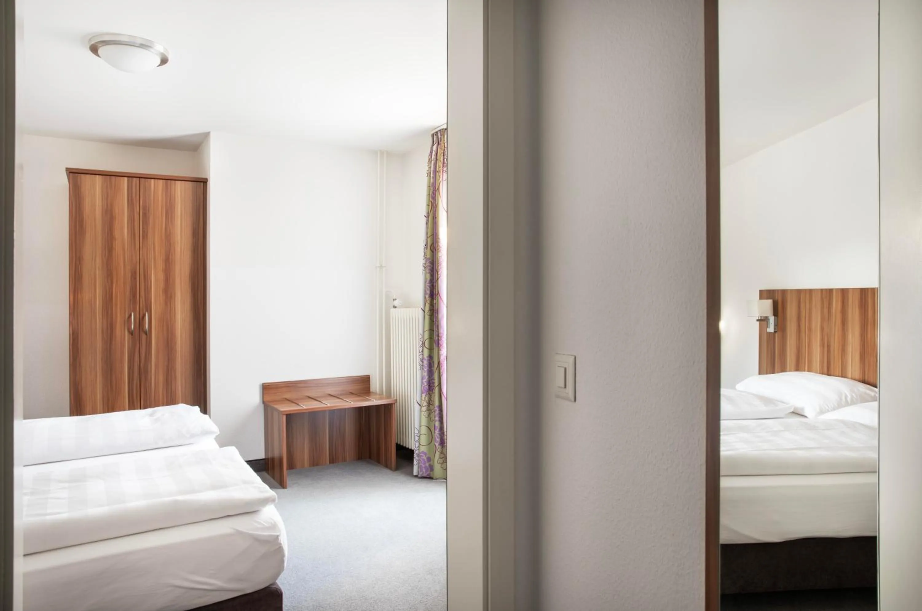 Photo of the whole room, Bed in Hotel Resslirytti