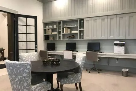 Magnificent Furnished Apartment near Exxon Campus