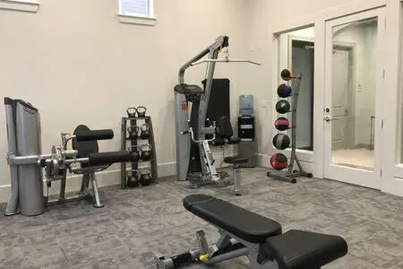 Magnificent Furnished Apartment near Exxon Campus