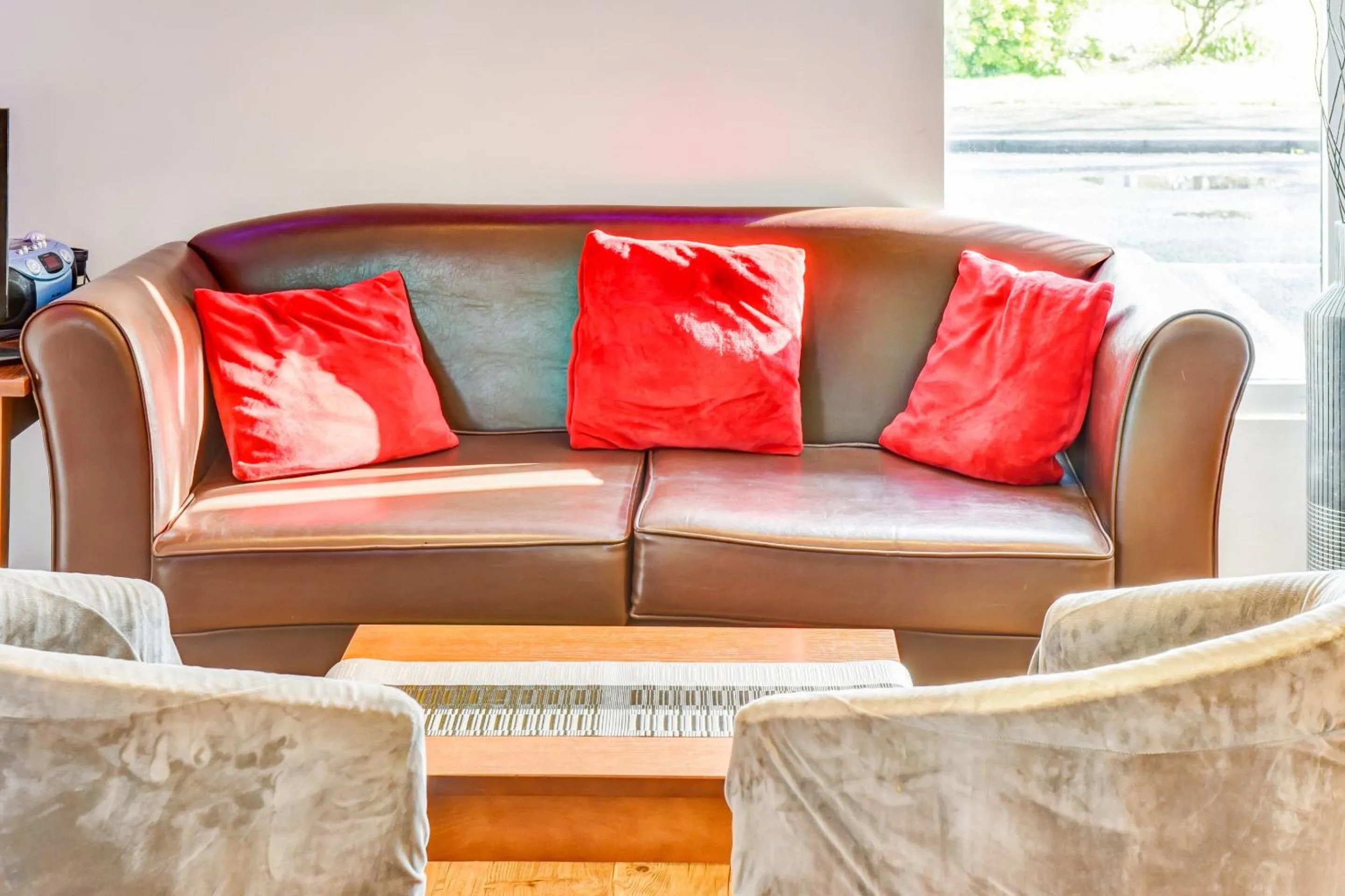 Lobby or reception in The Hotel Rafiya, Redditch