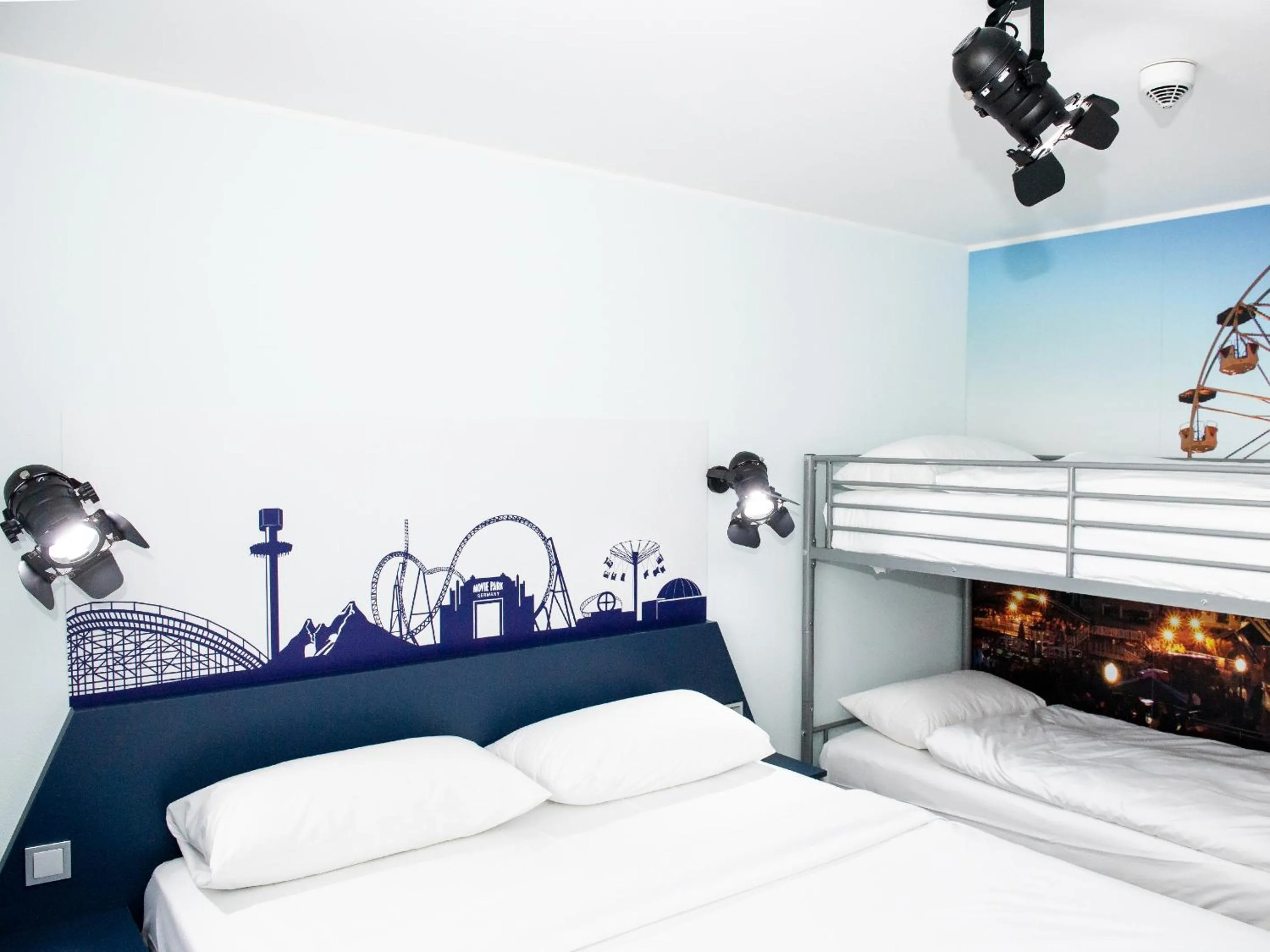 Photo of the whole room, Bed in Hotel am Schlosspark Herten