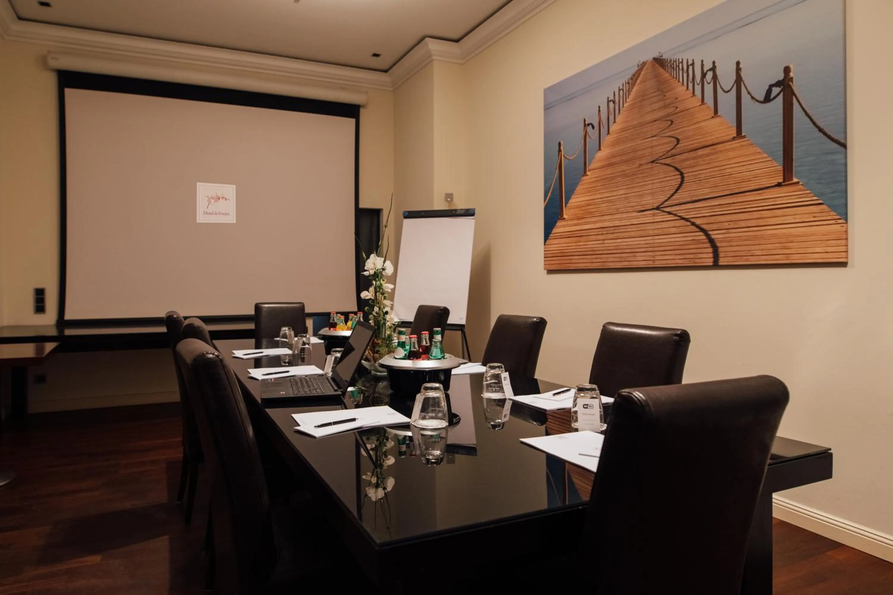Business facilities in Hotel de France Wiesbaden City