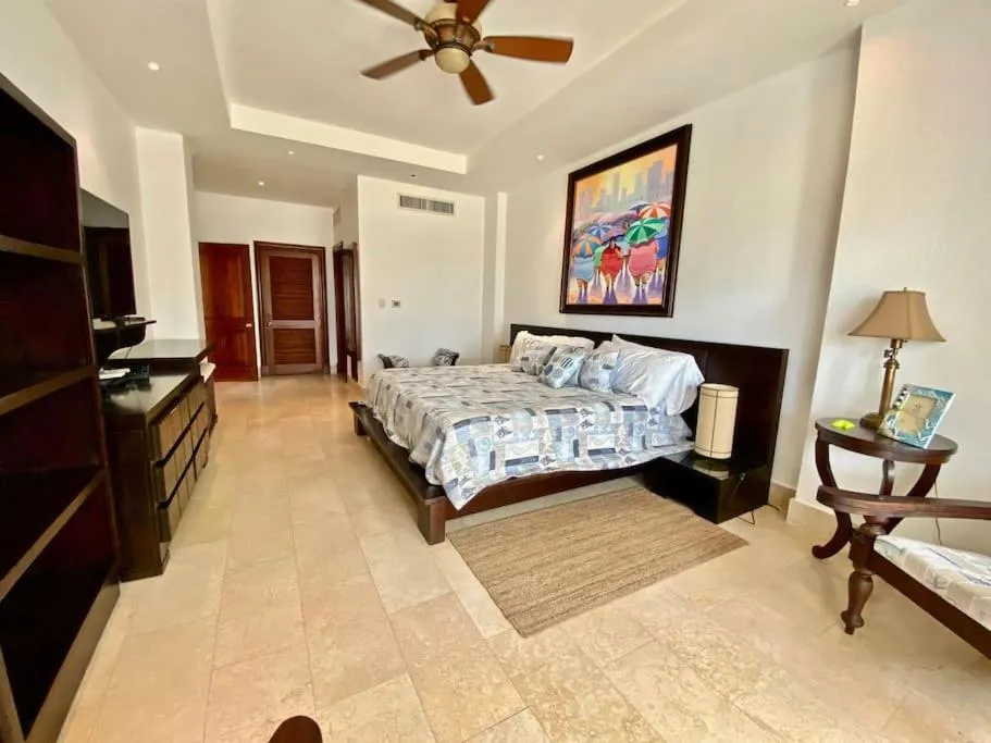 Property building, Bed in Perfect Beach Condo Cap Cana Marina, Punta Cana