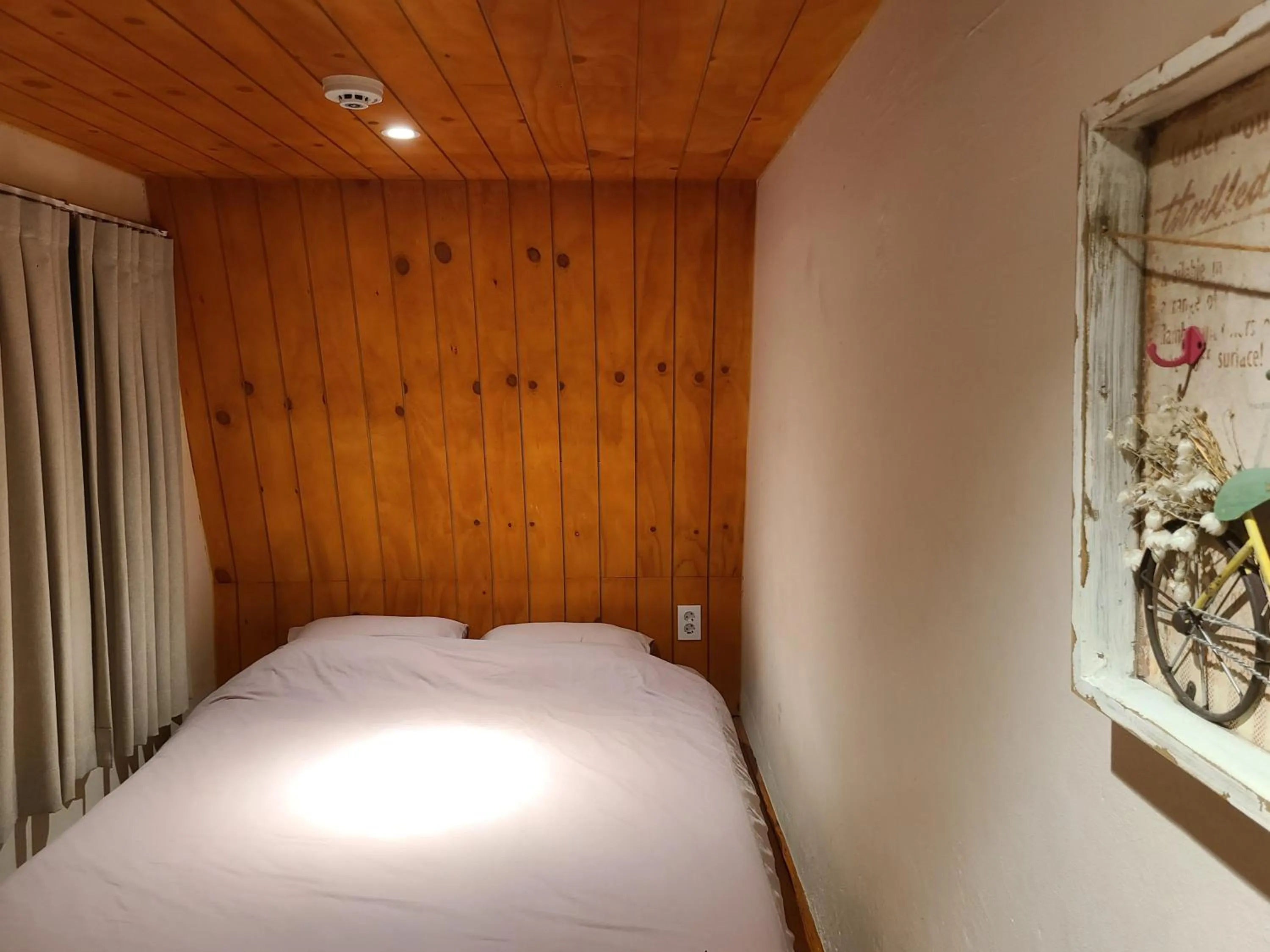 Bed in Batwo Stay - For foreigners only