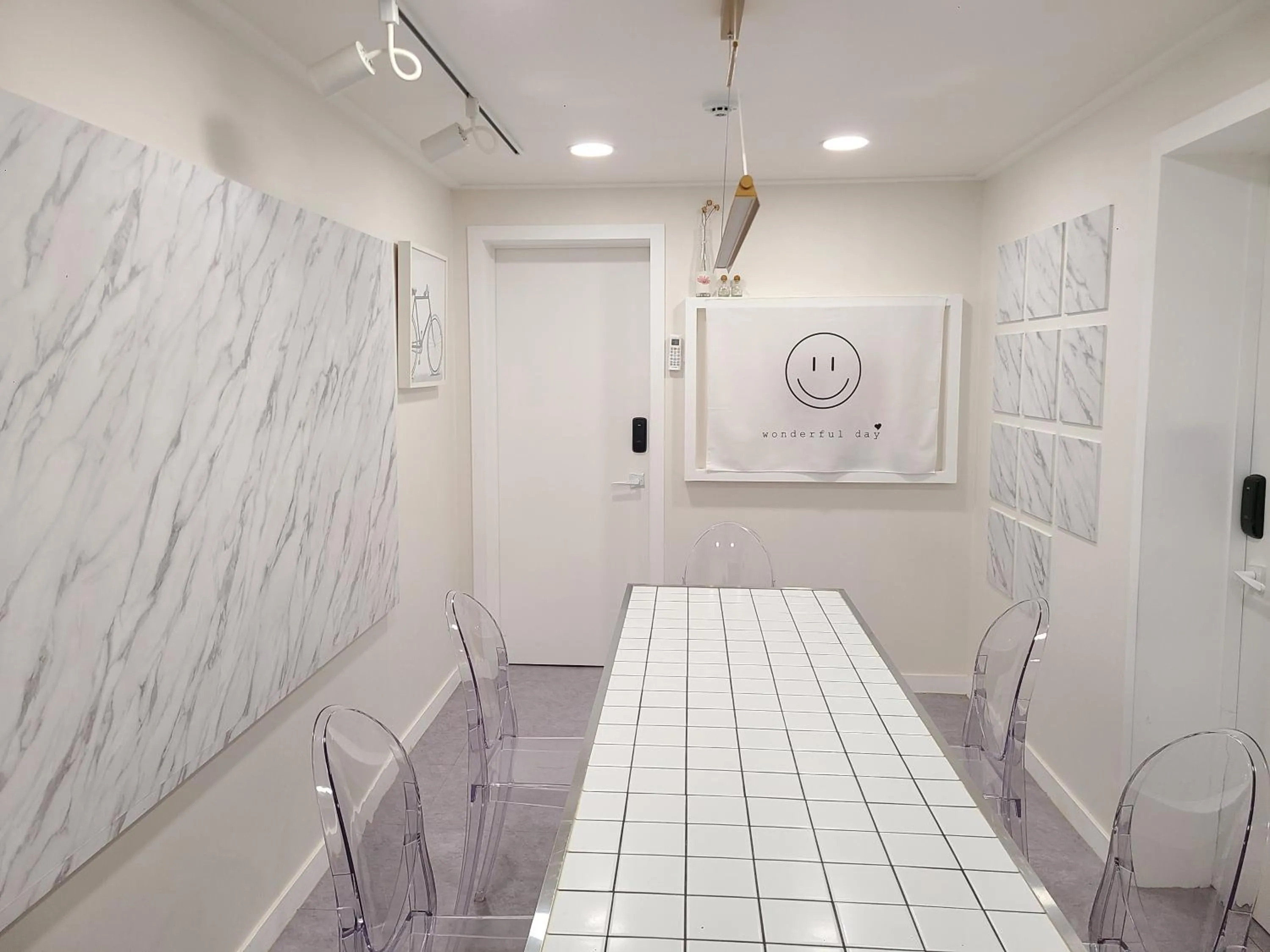 Living room, Bed in Batwo Stay - For foreigners only