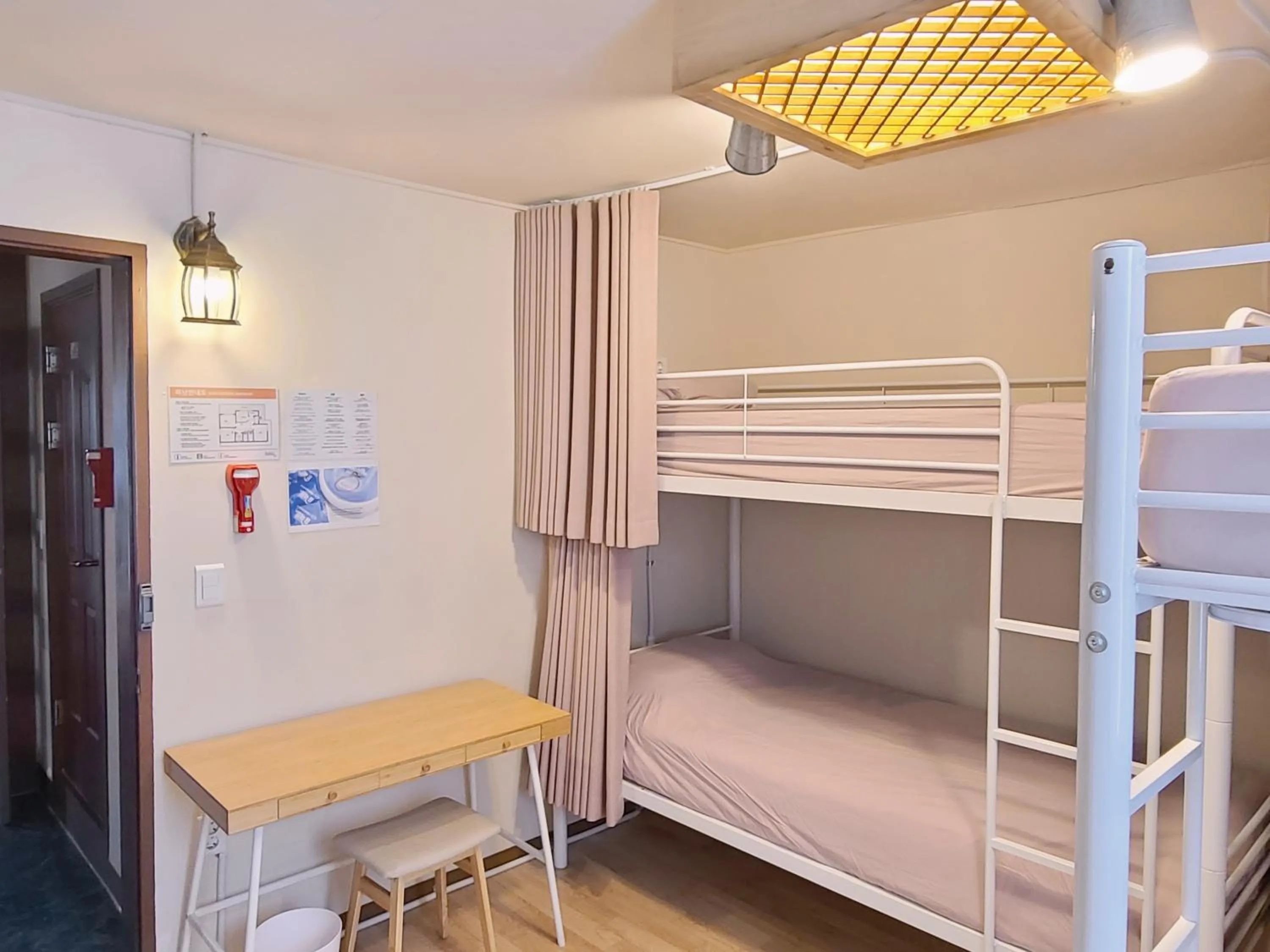 Photo of the whole room, Bed in Batwo Stay - For foreigners only