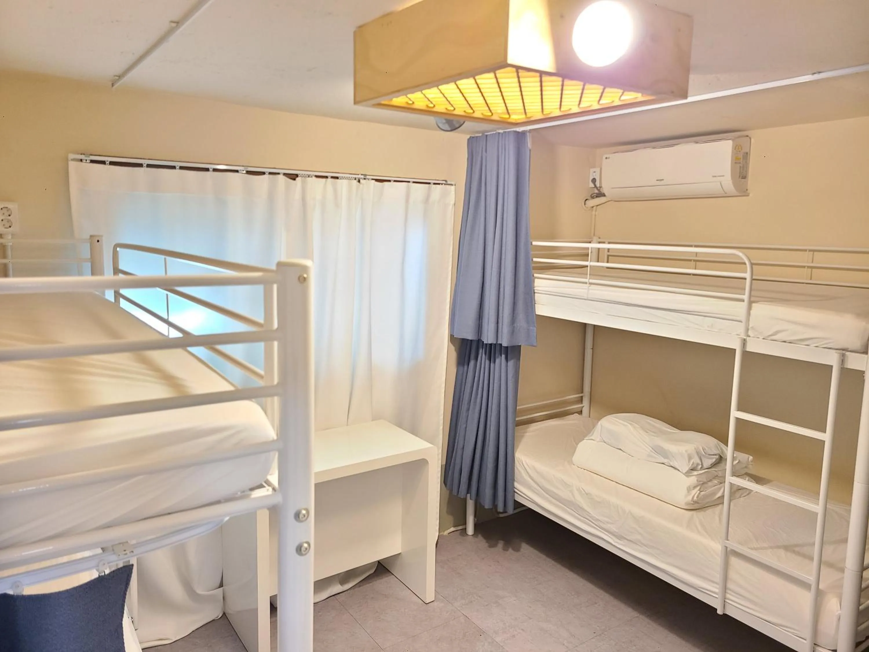 Photo of the whole room, Bed in Batwo Stay - For foreigners only