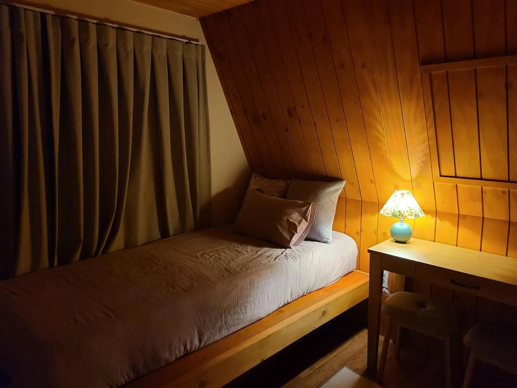 Bed in Batwo Stay - For foreigners only