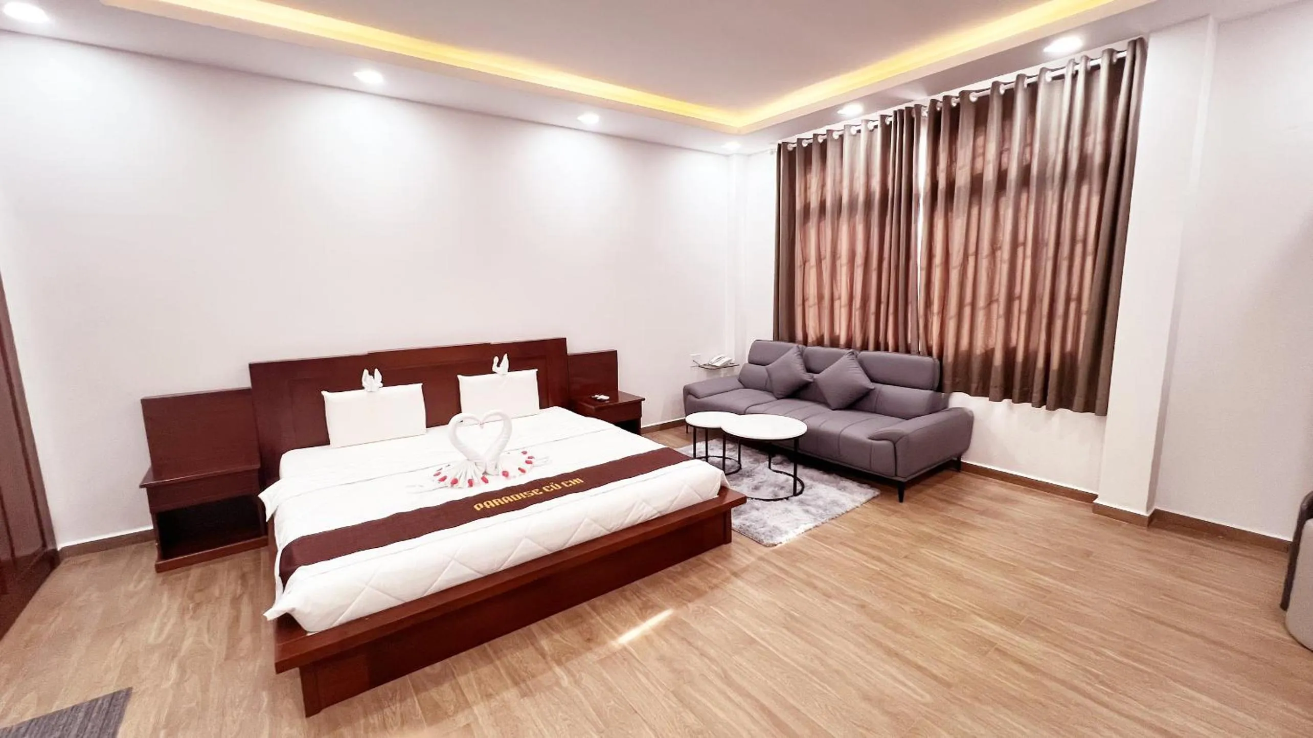 Bedroom, Bed in Paradise Cu Chi Hotel