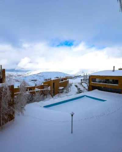 Oakridge Hotel & Spa