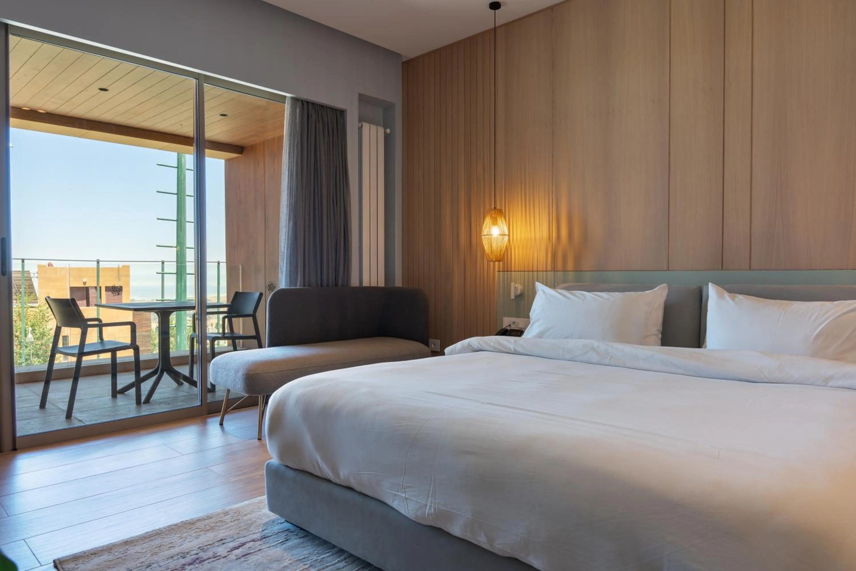 Bed in Oakridge Hotel & Spa