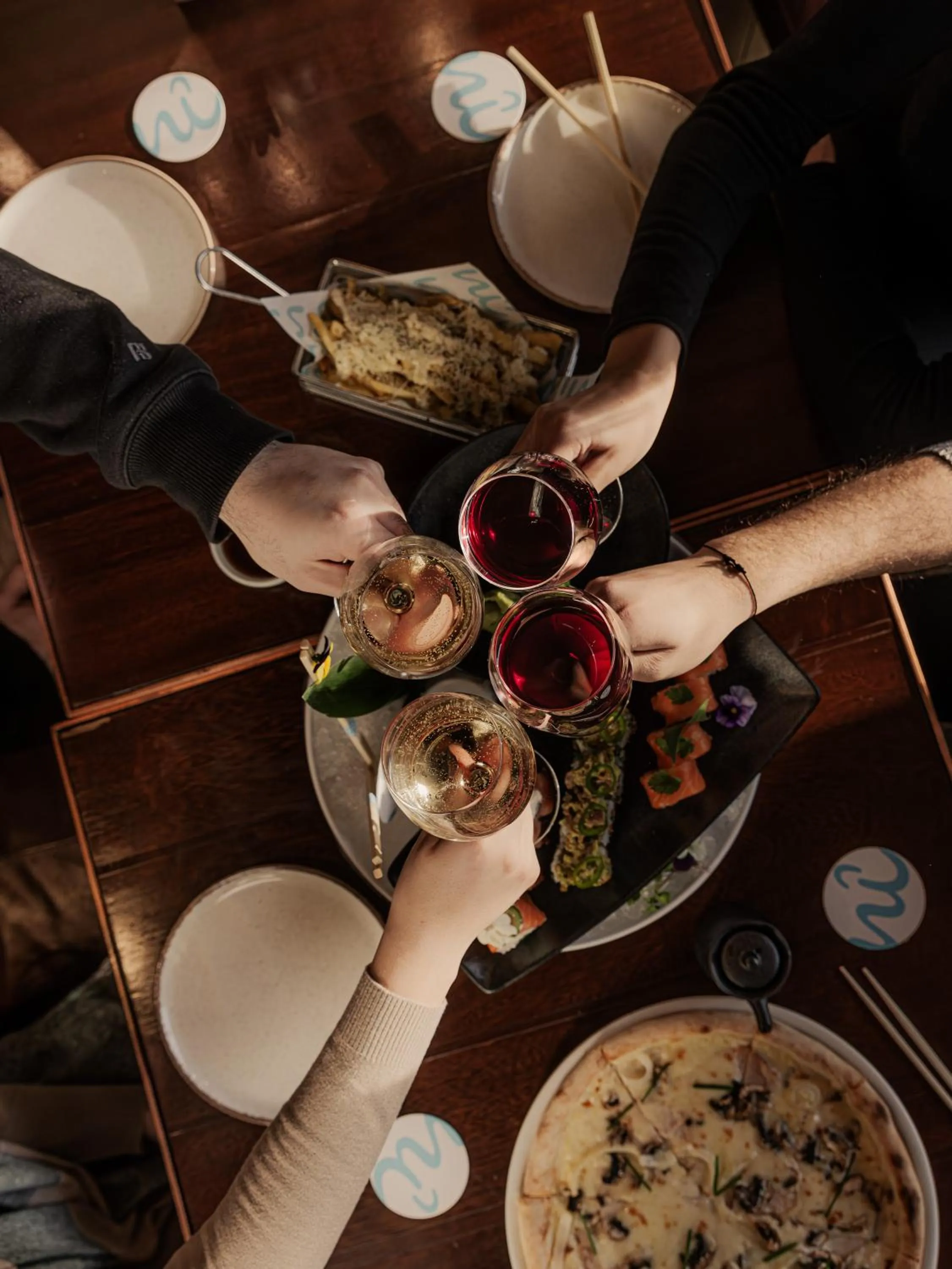 Restaurant/places to eat in Oakridge Hotel & Spa