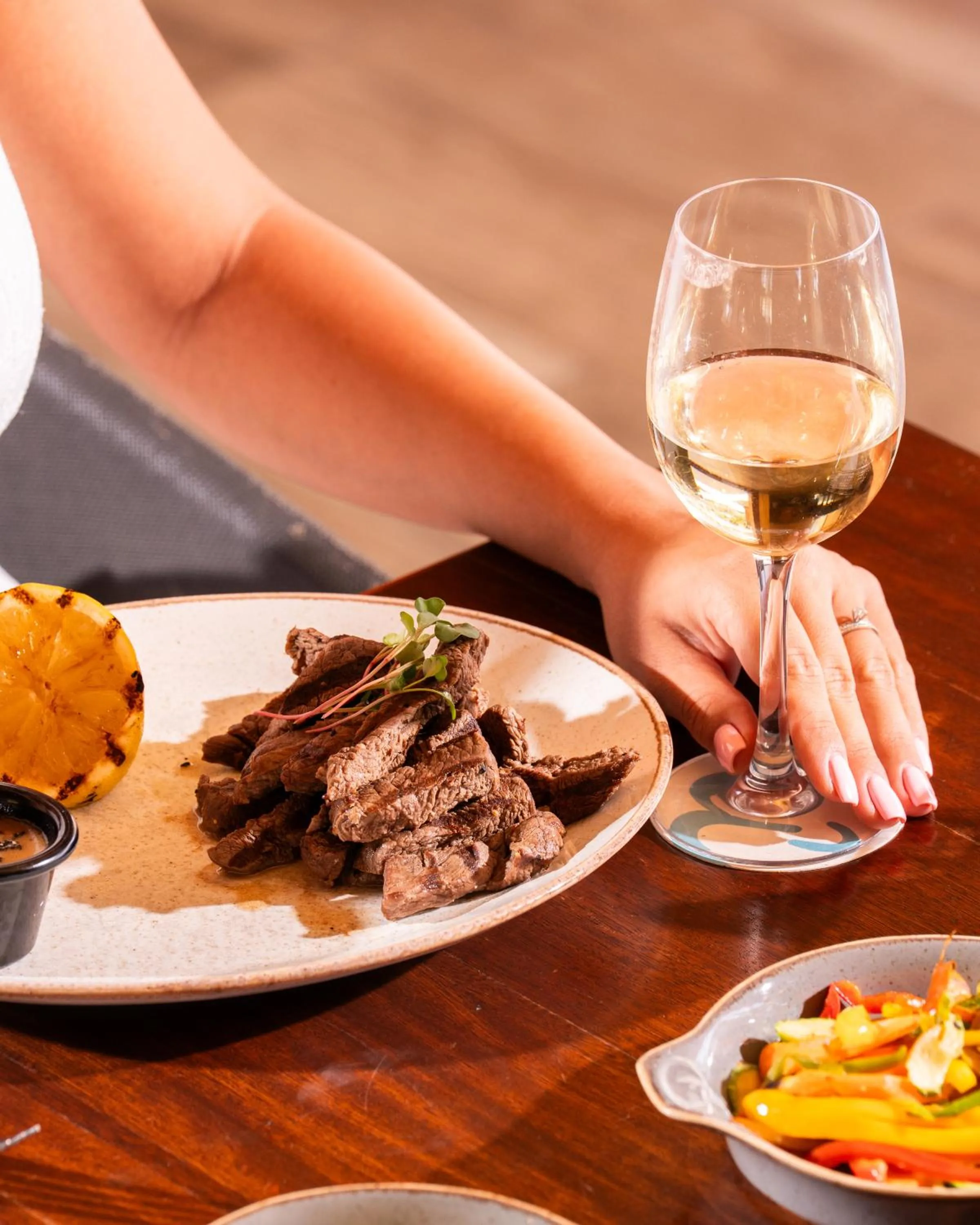 Food and drinks in Oakridge Hotel & Spa