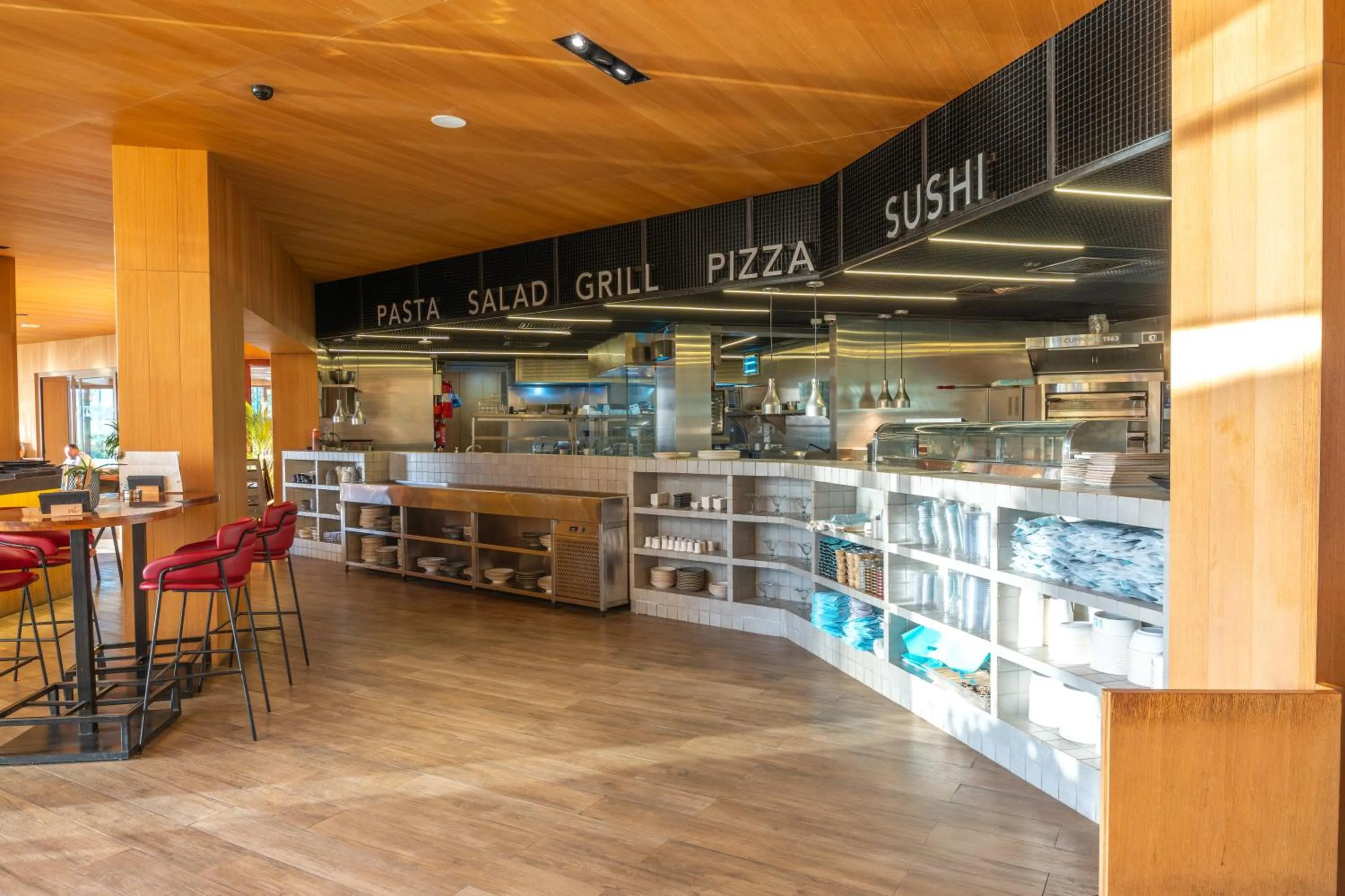 Restaurant/places to eat in Oakridge Hotel & Spa