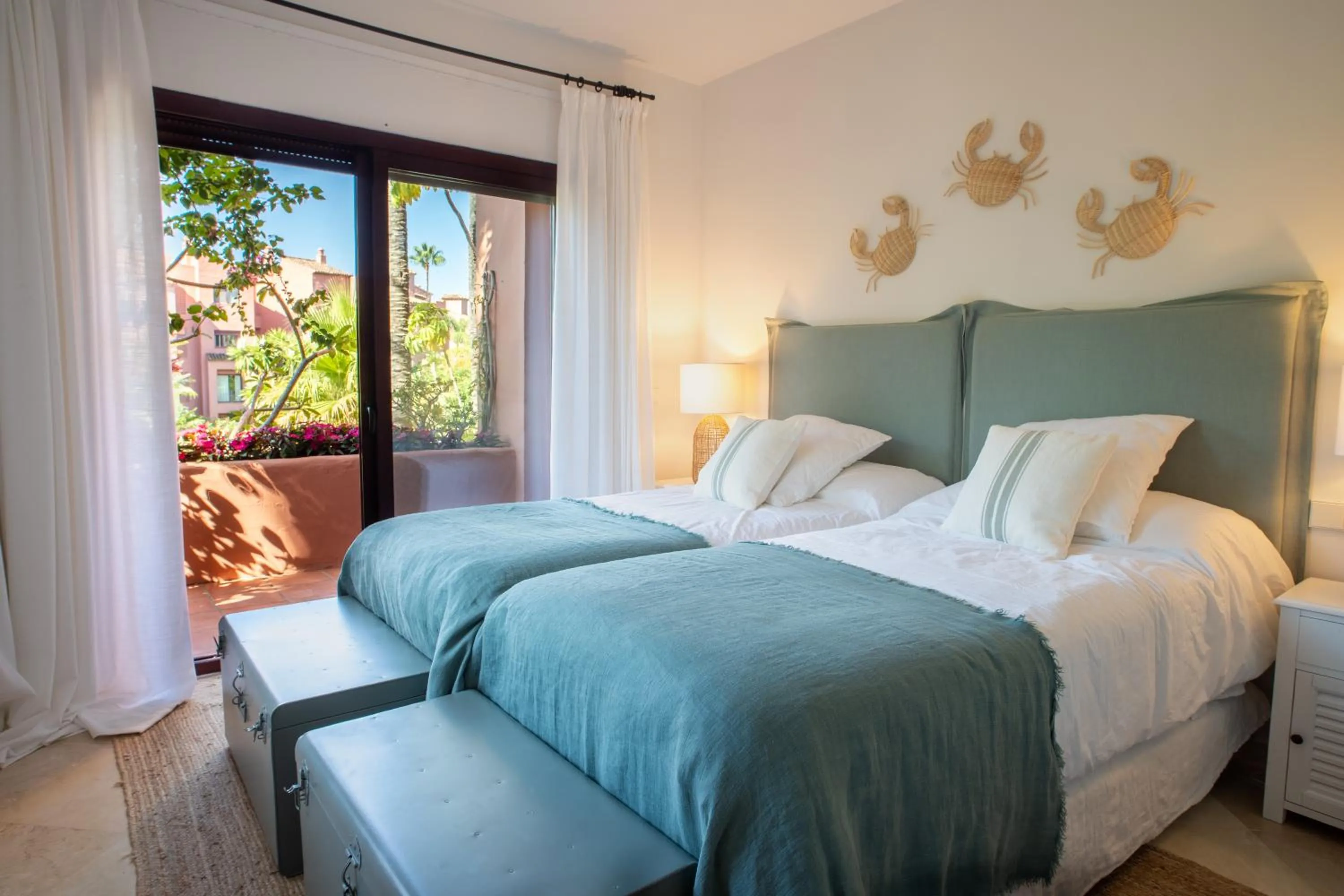3+1 bed apartment, 100m away from the beach