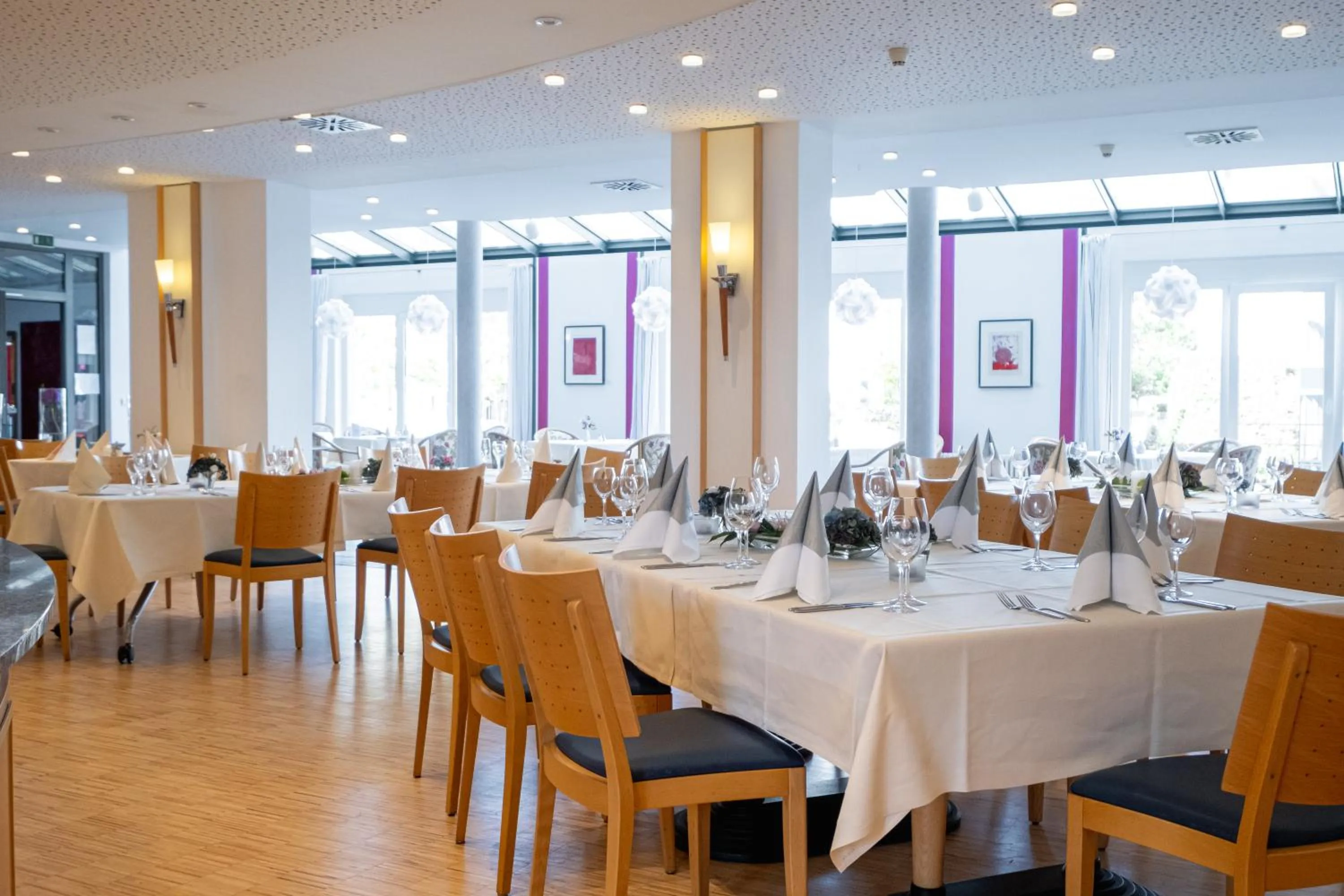 Restaurant/places to eat in Hotel Am Froschbächel