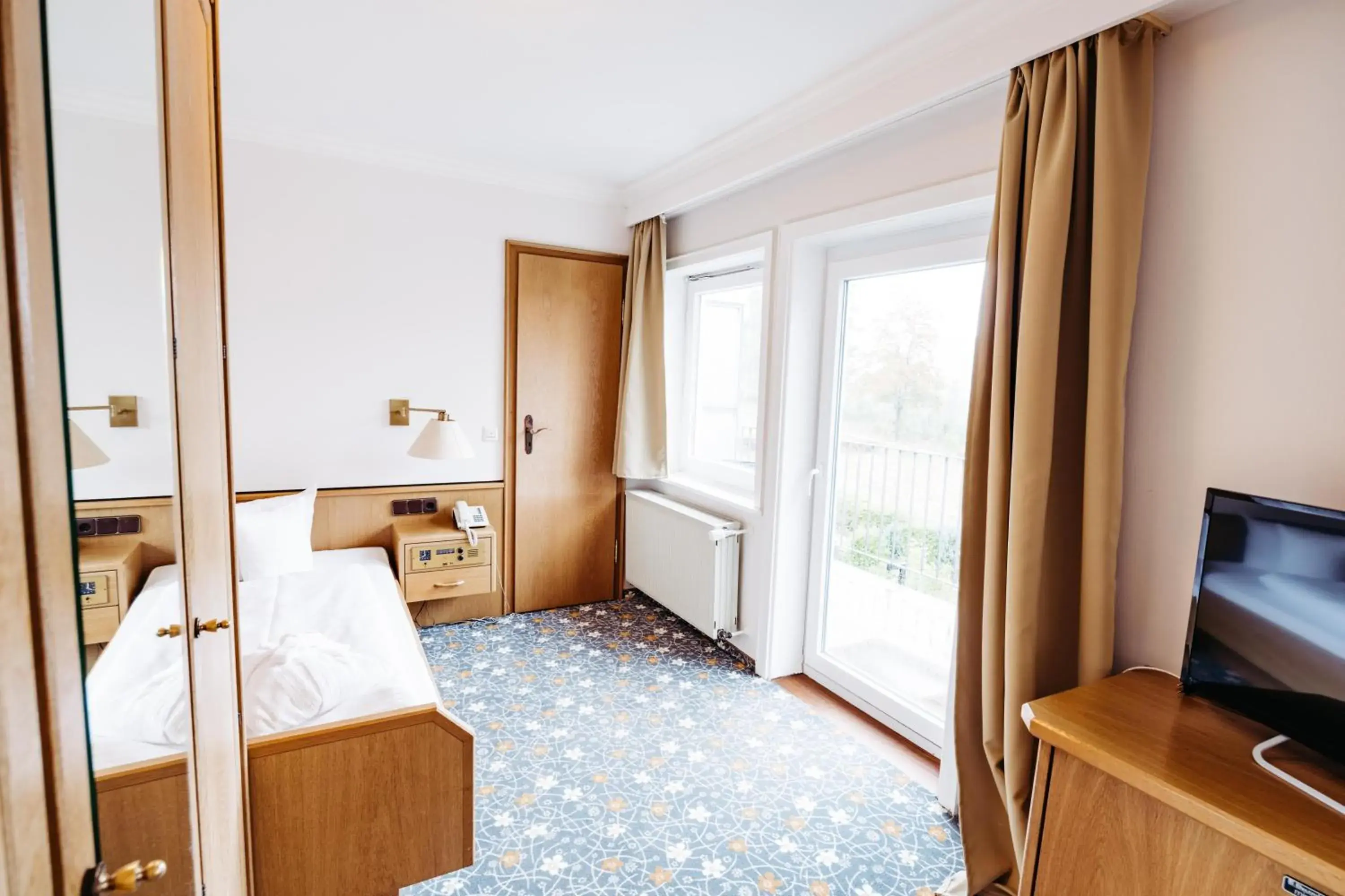 Single Room - single occupancy in Berghotel Hoher Knochen - Ruhe & Natur Single Room - single occupancy in Berghotel Hoher Knochen - Ruhe & Natur