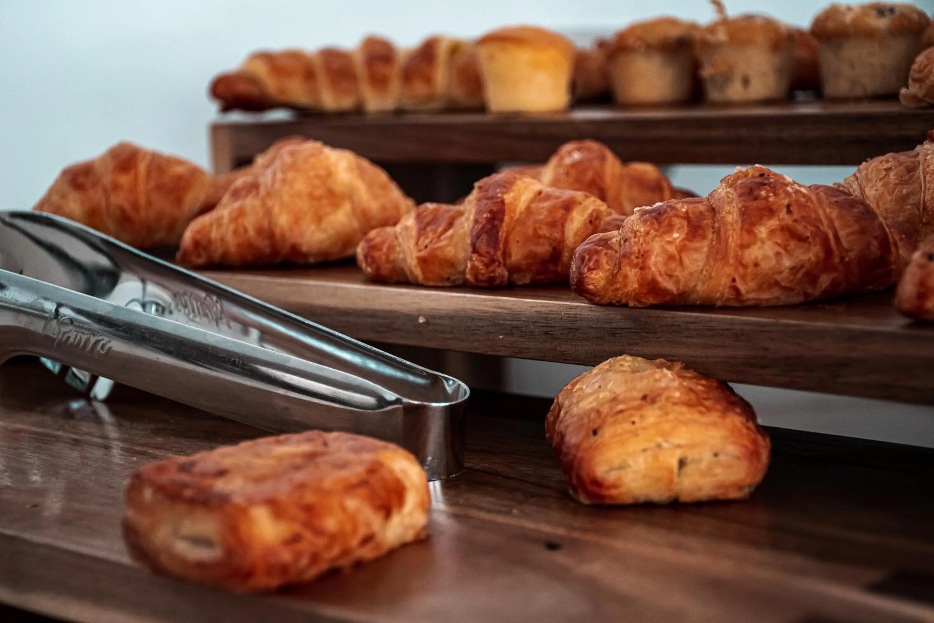 Breakfast in SUHA Mina Rashid Hotel Apartments