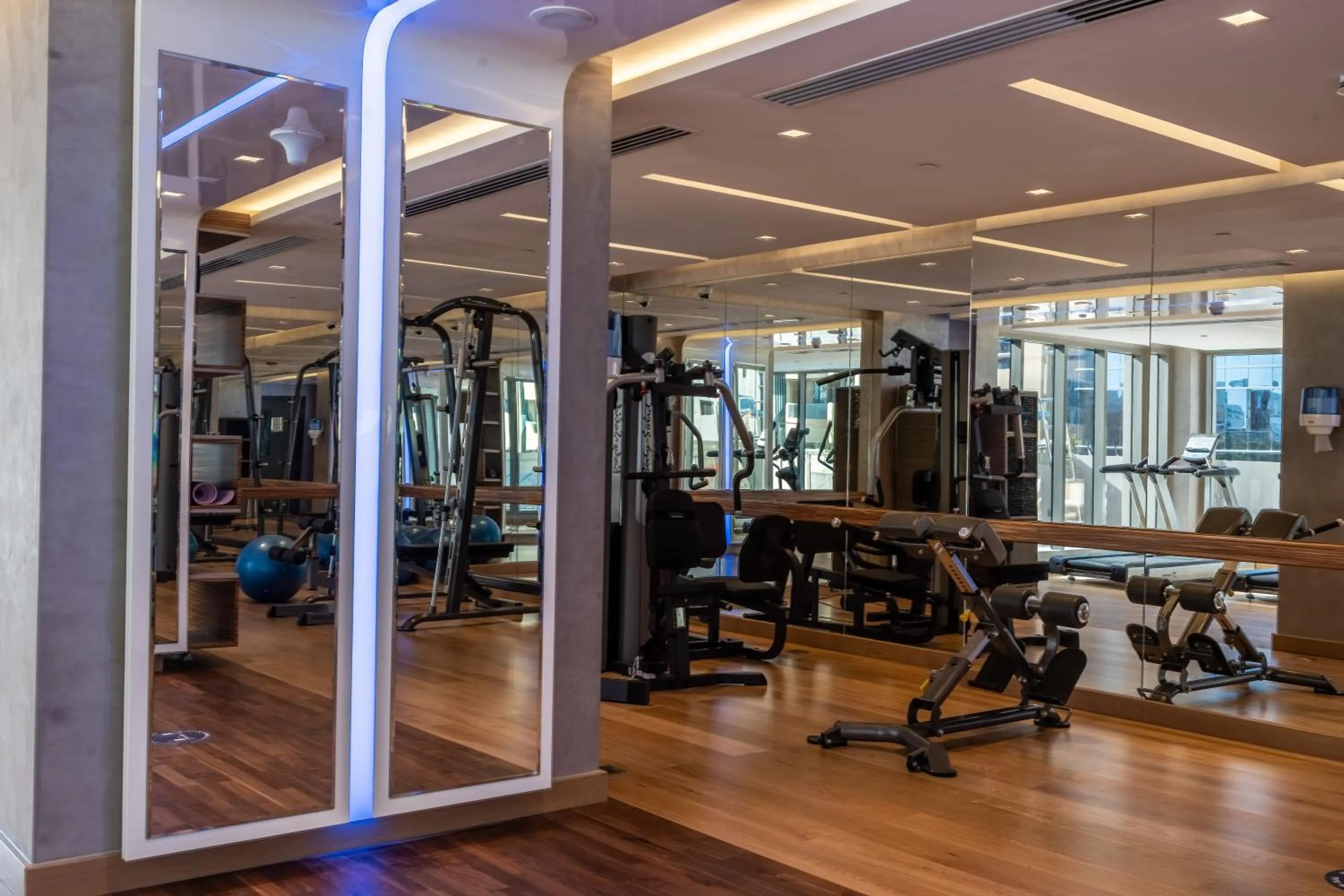 Fitness centre/facilities in SUHA Mina Rashid Hotel Apartments