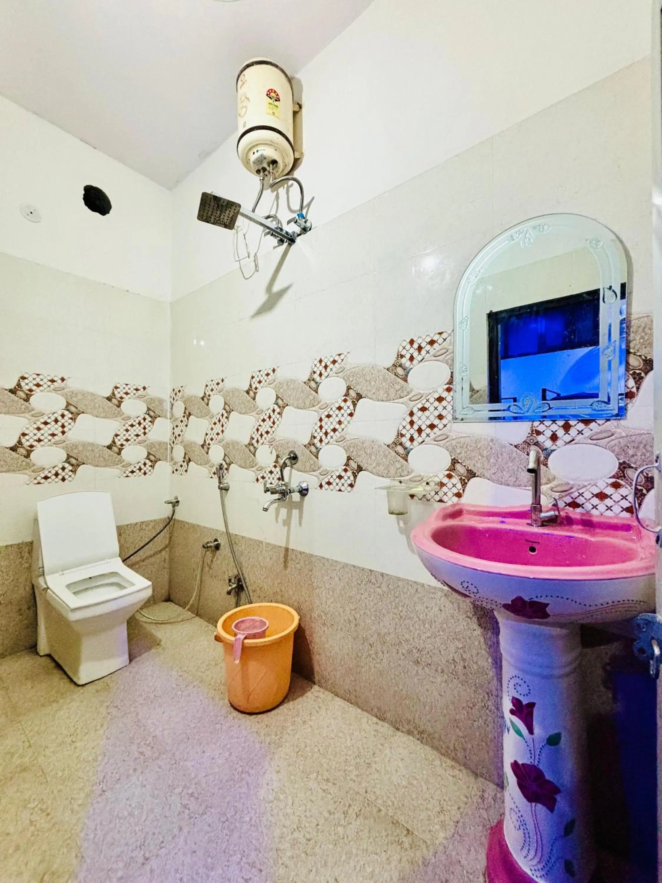 Bathroom in Hotel Royal Pinkcity