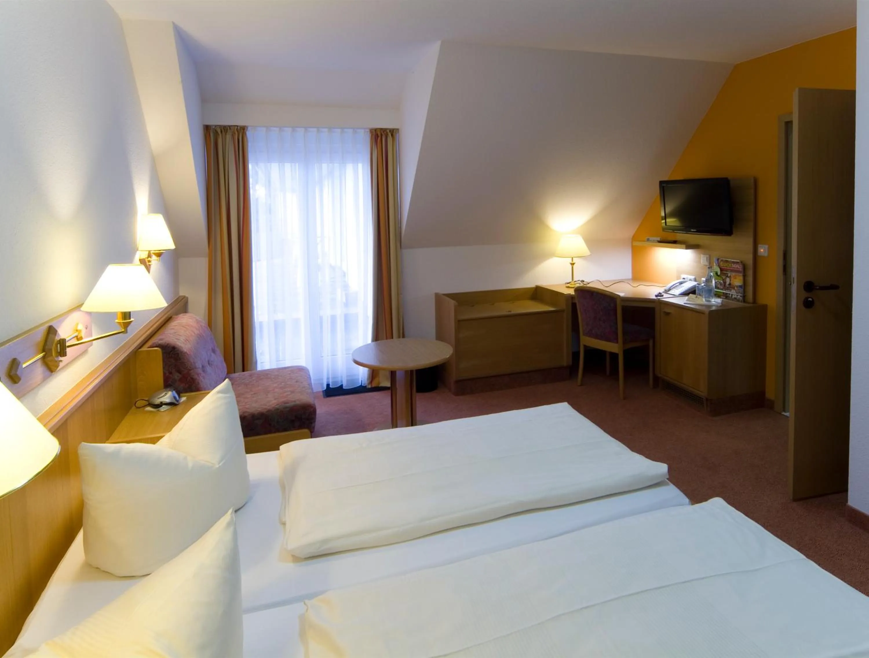 Photo of the whole room, Bed in Hotel Sonneck