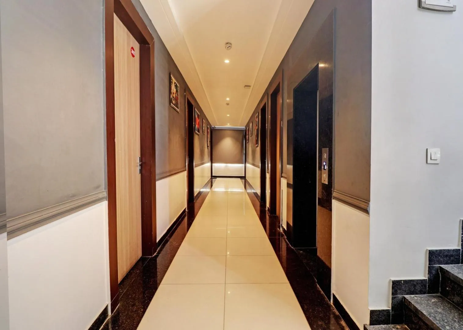 Floor plan in Hotel Mystic Inn