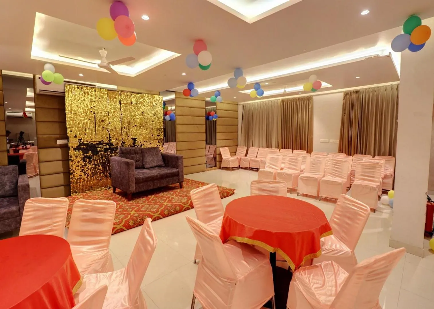 Banquet/Function facilities in Hotel Mystic Inn