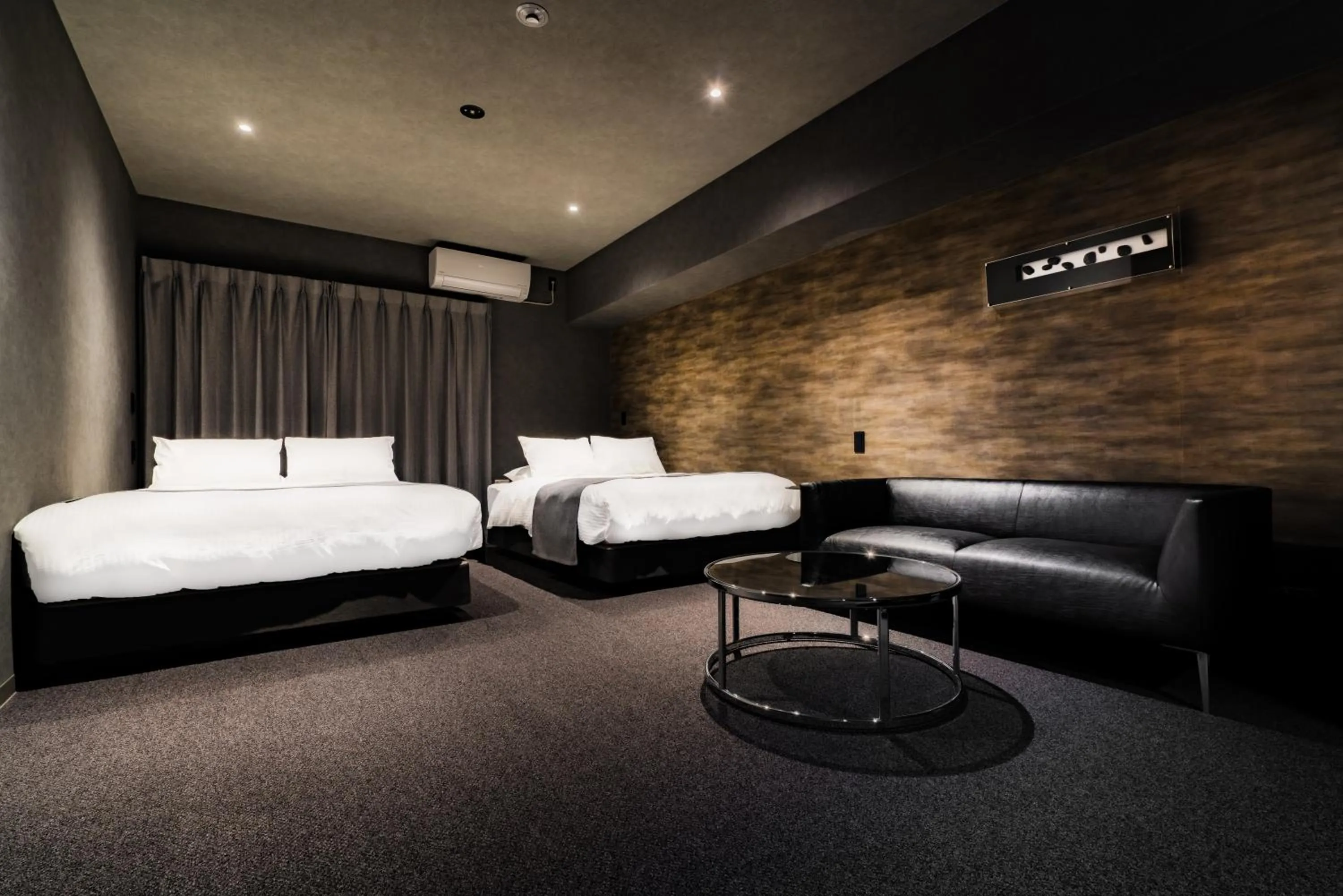 Living room, Bed in Randor Hotel Namba Osaka Suites