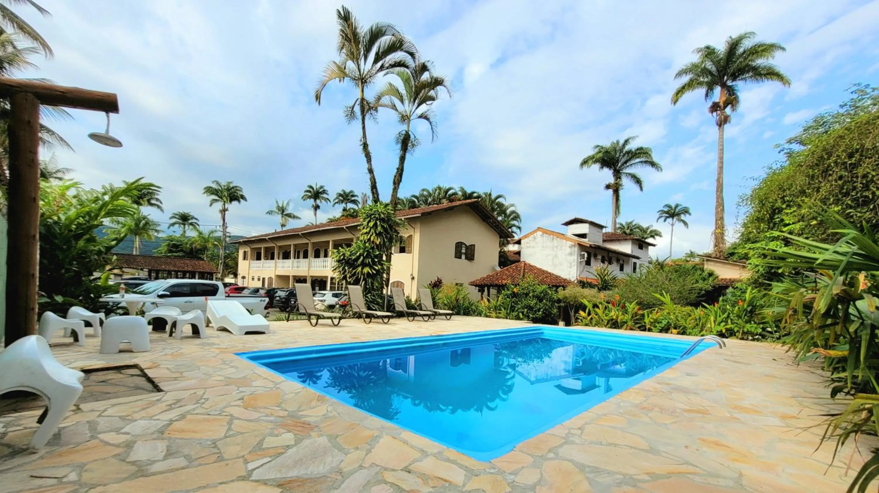 Property building in Pousada Thamalu