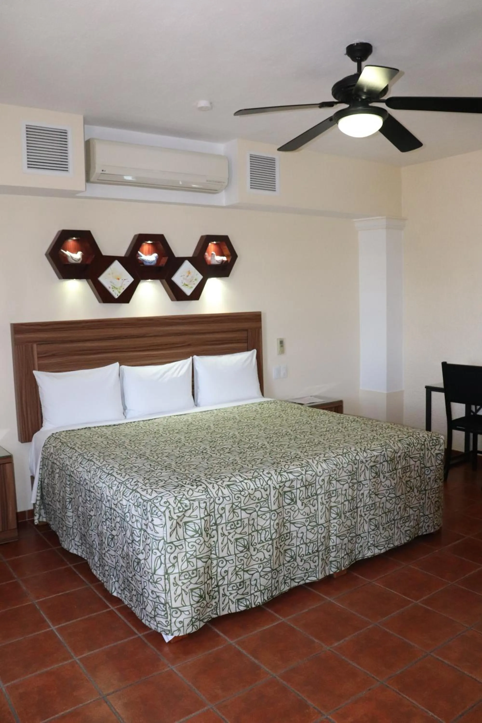 Bed in HOTEL CASA DE LAS PALOMAS