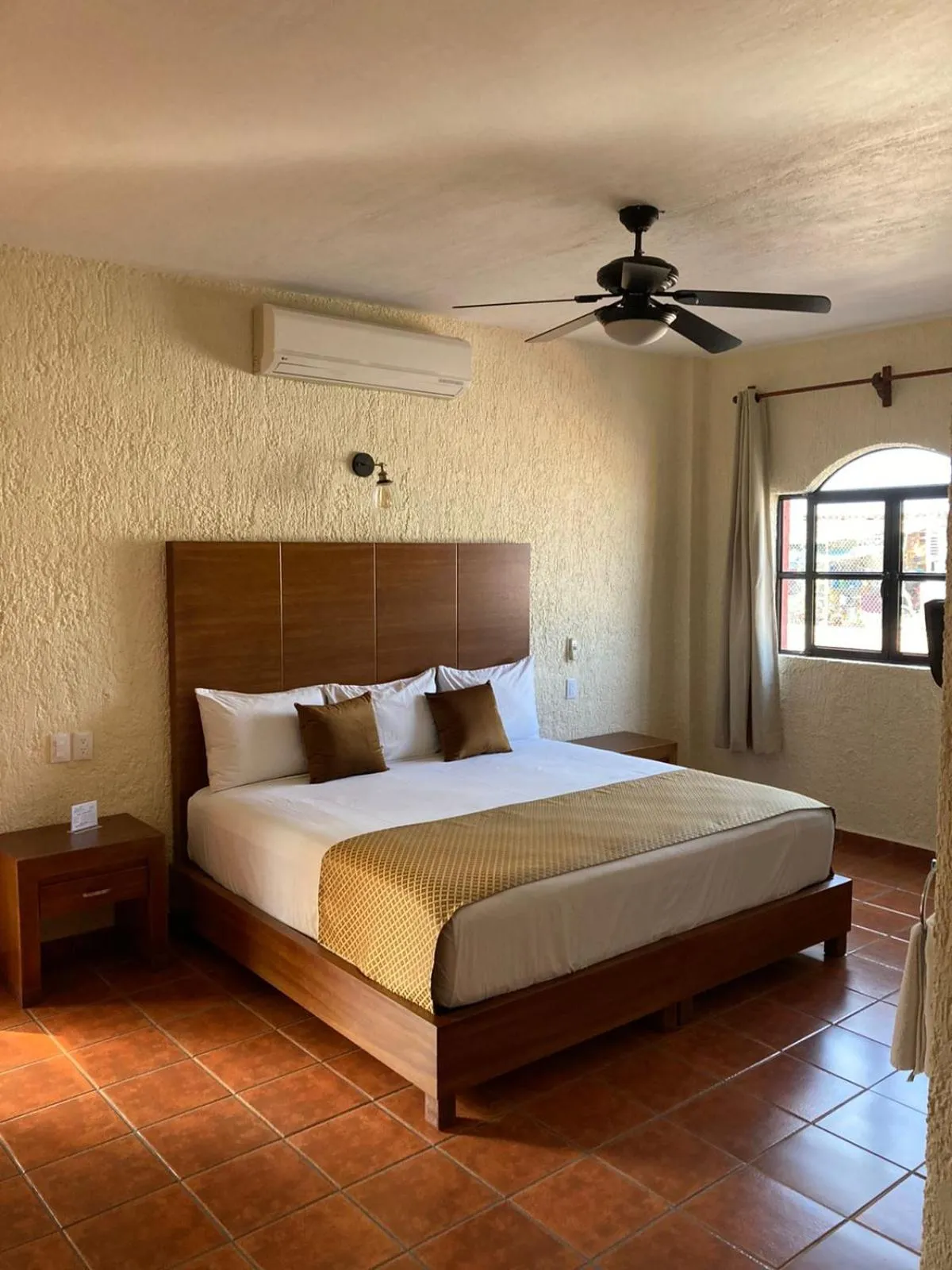 Bed in HOTEL CASA DE LAS PALOMAS