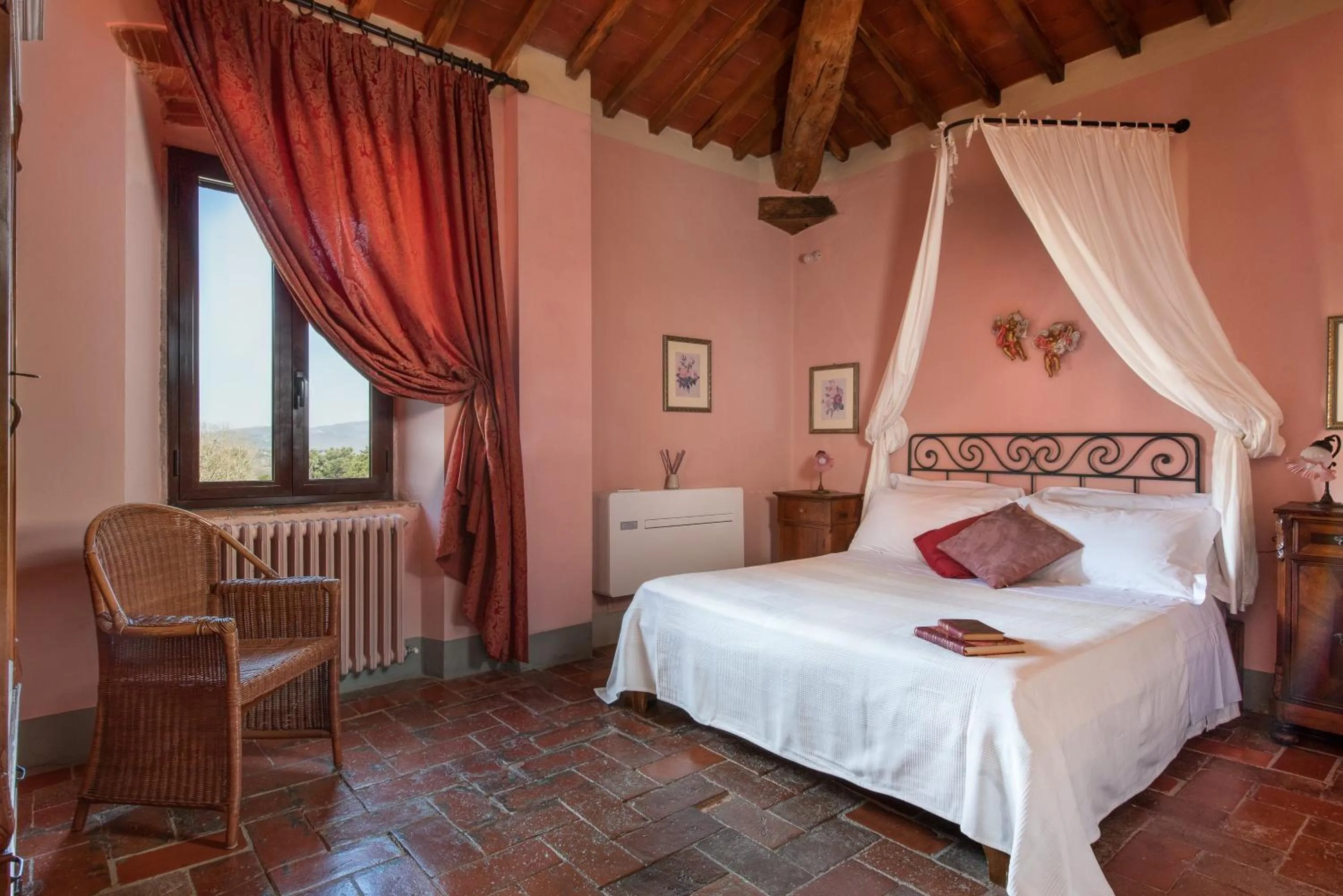 Bed in Villa Nemora