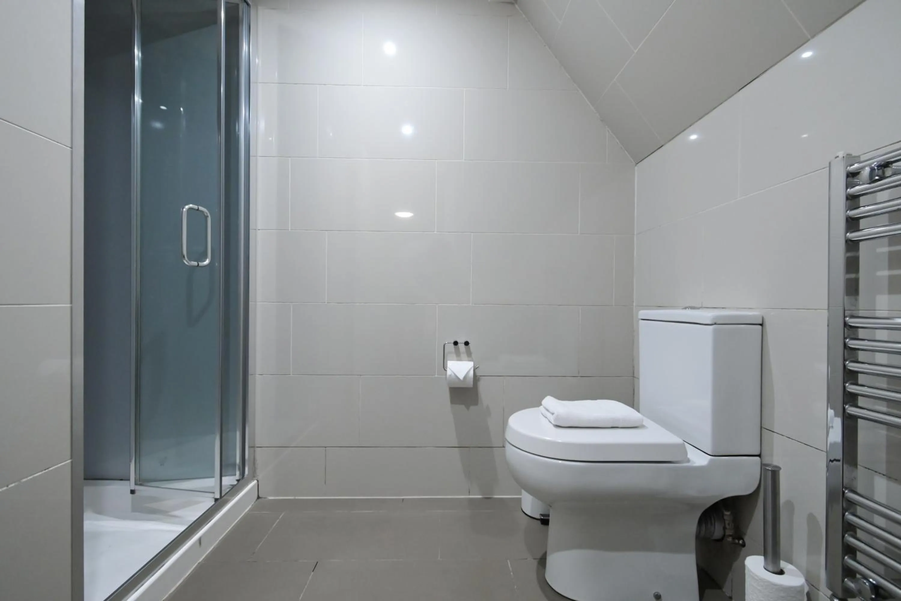 Bathroom in Charlotte Street Rooms by News Hotel